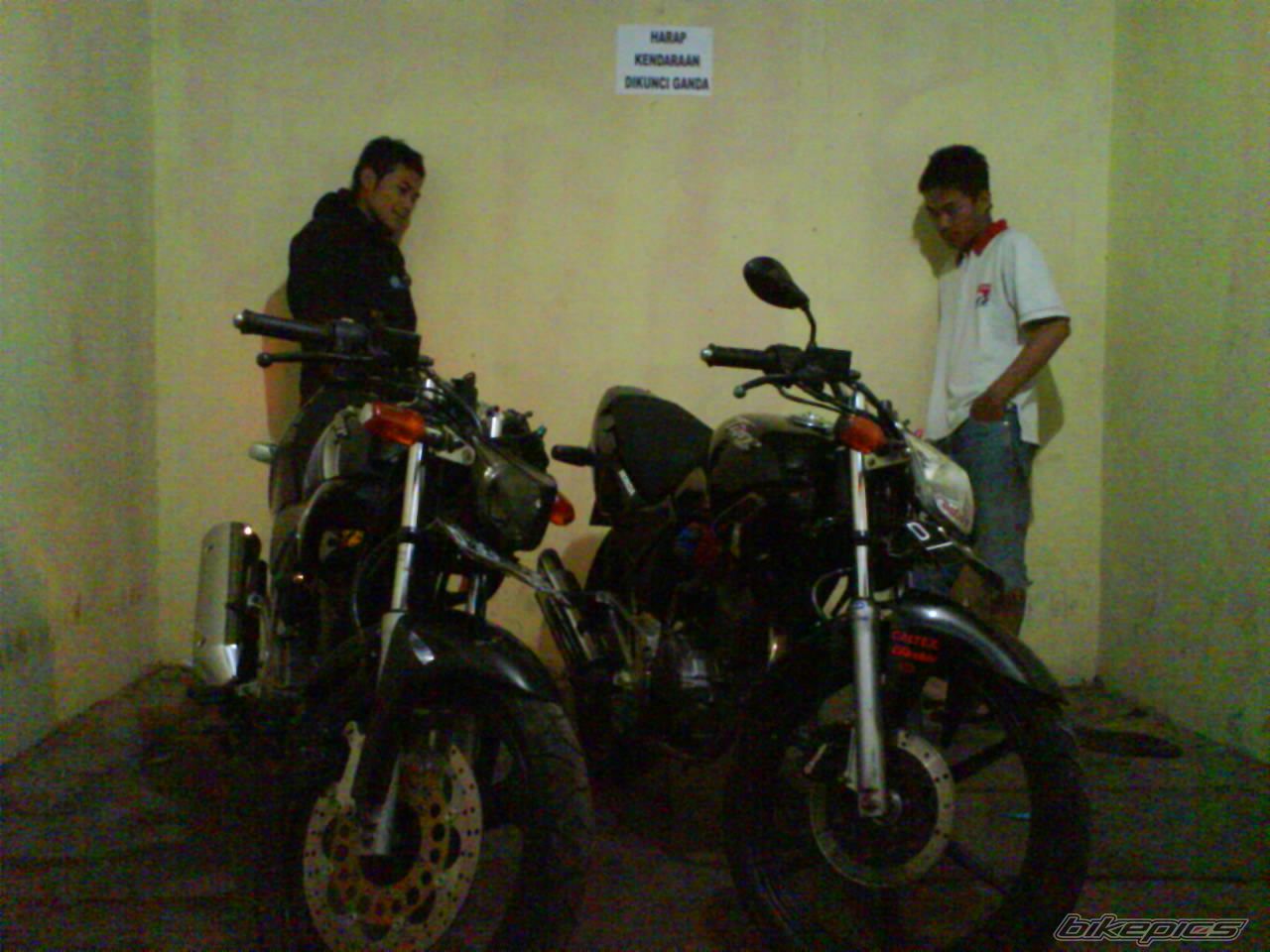 Photo 1465550