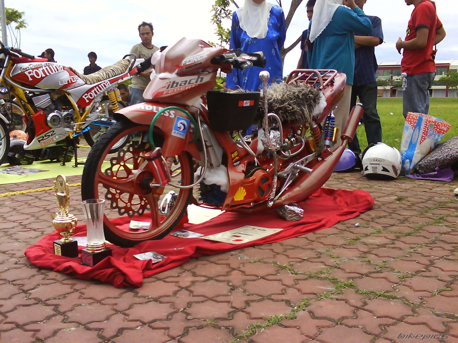 Photo 1465608