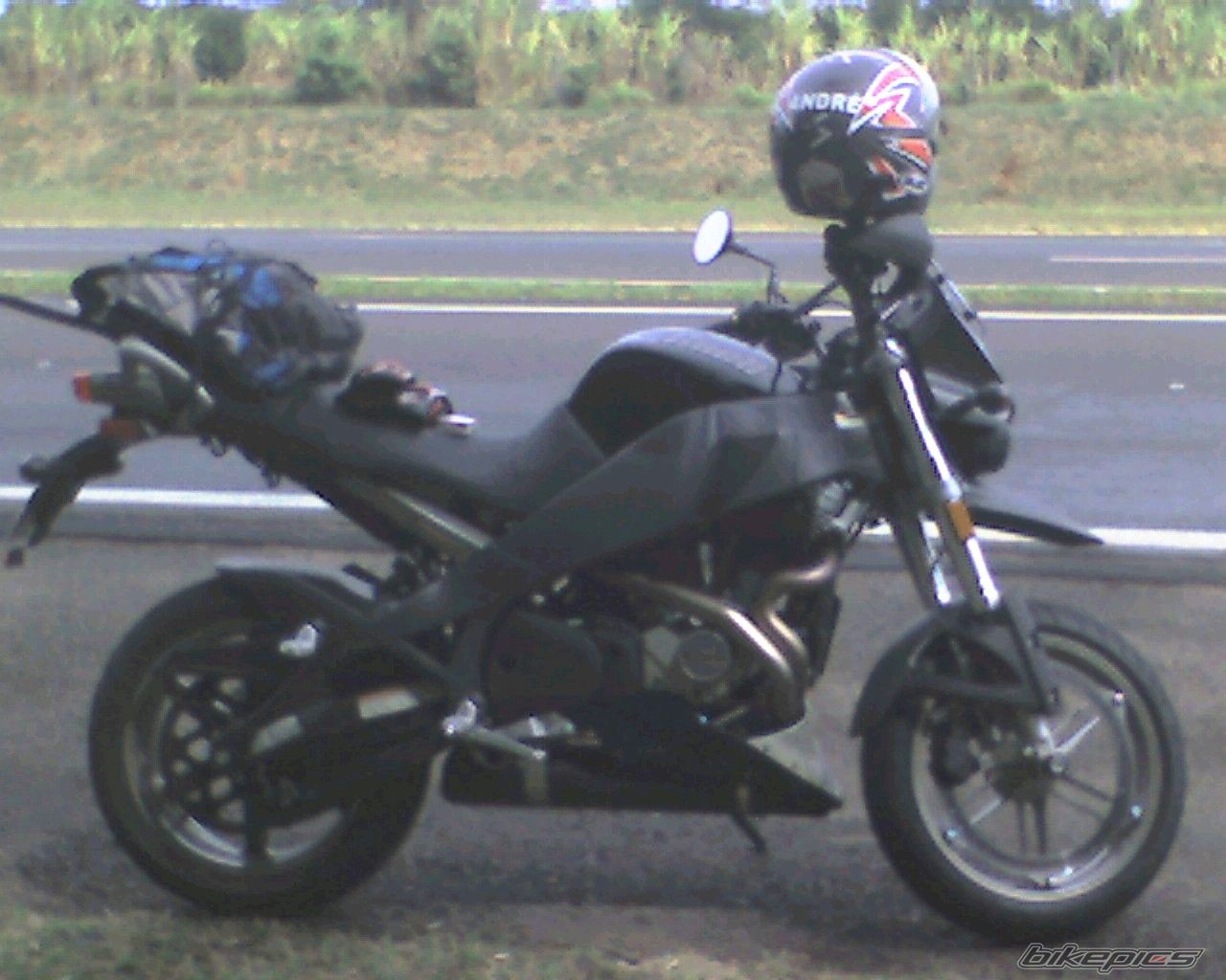 Photo 1465670