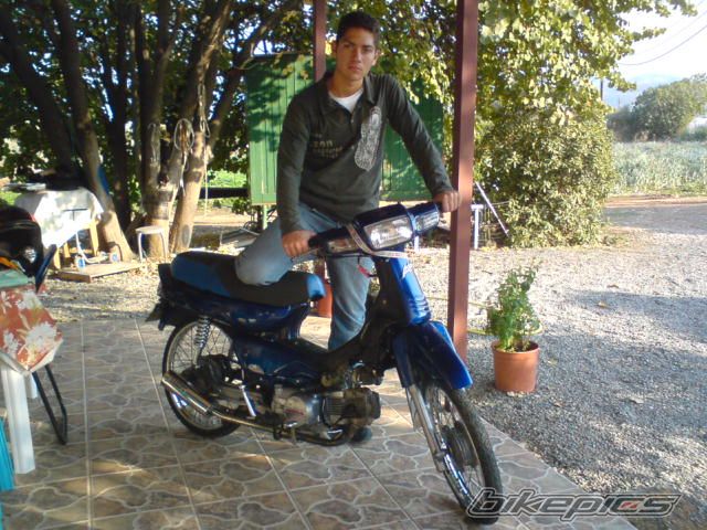 Photo 1465677