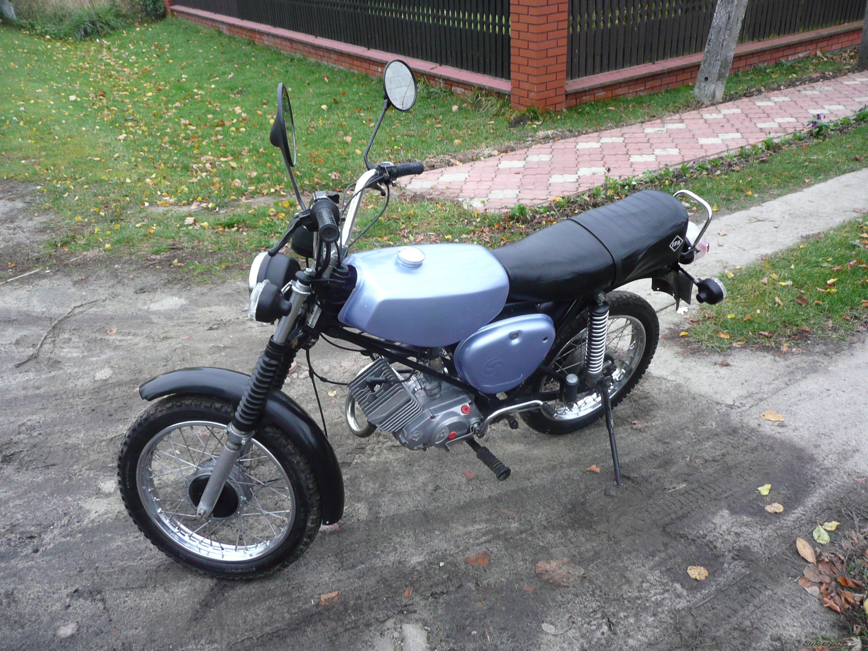 Photo 1465680