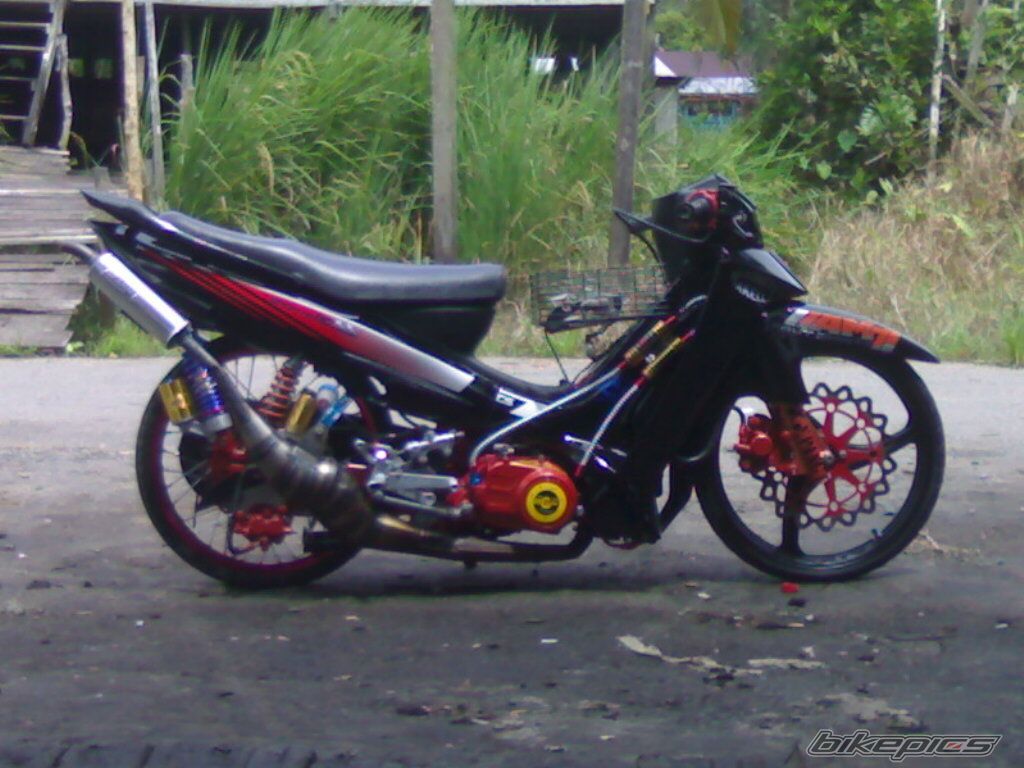 Photo 1465919