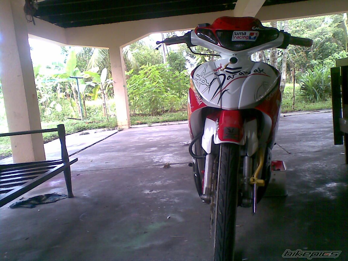 Photo 1465937