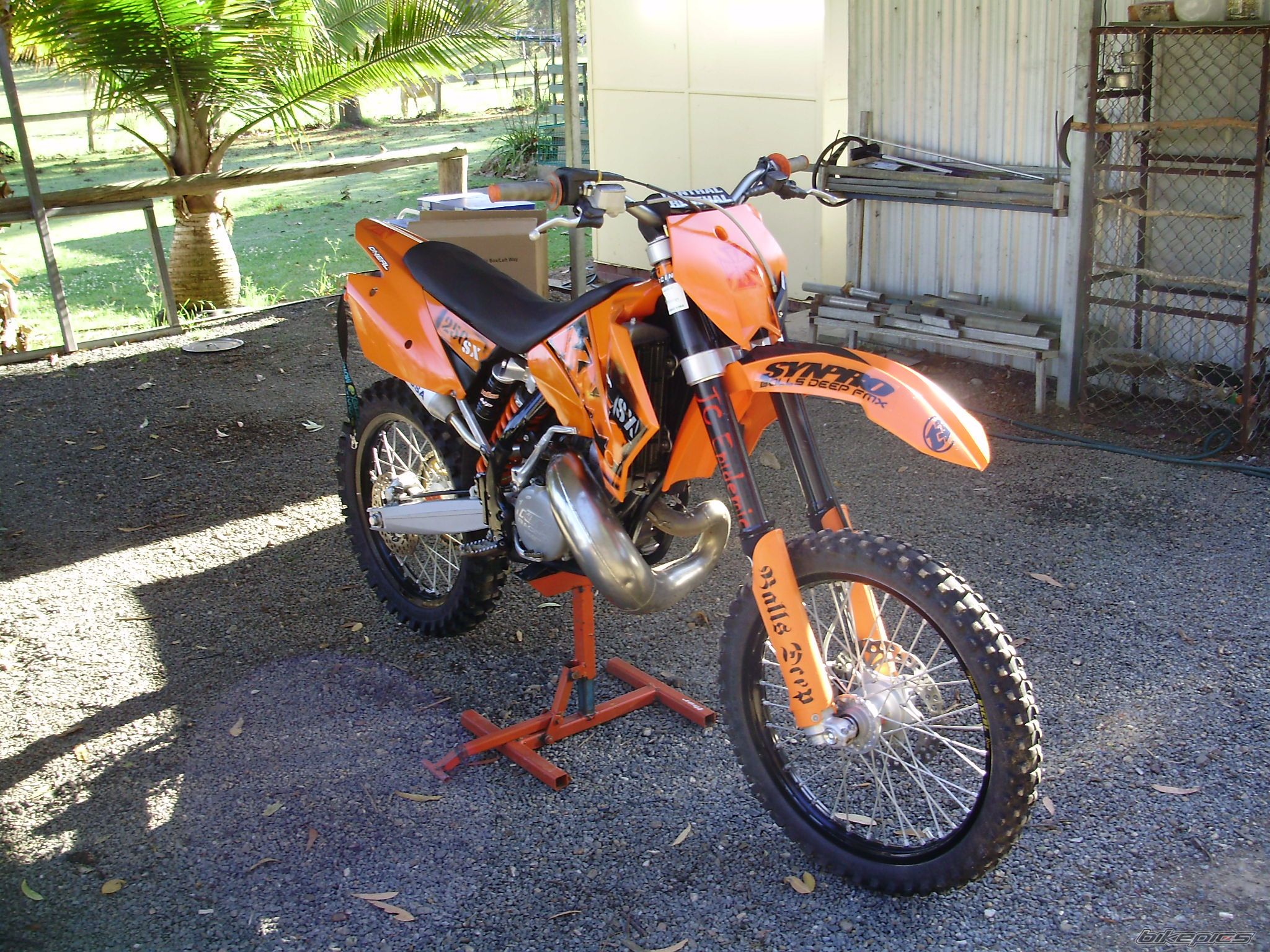 Photo 1466190