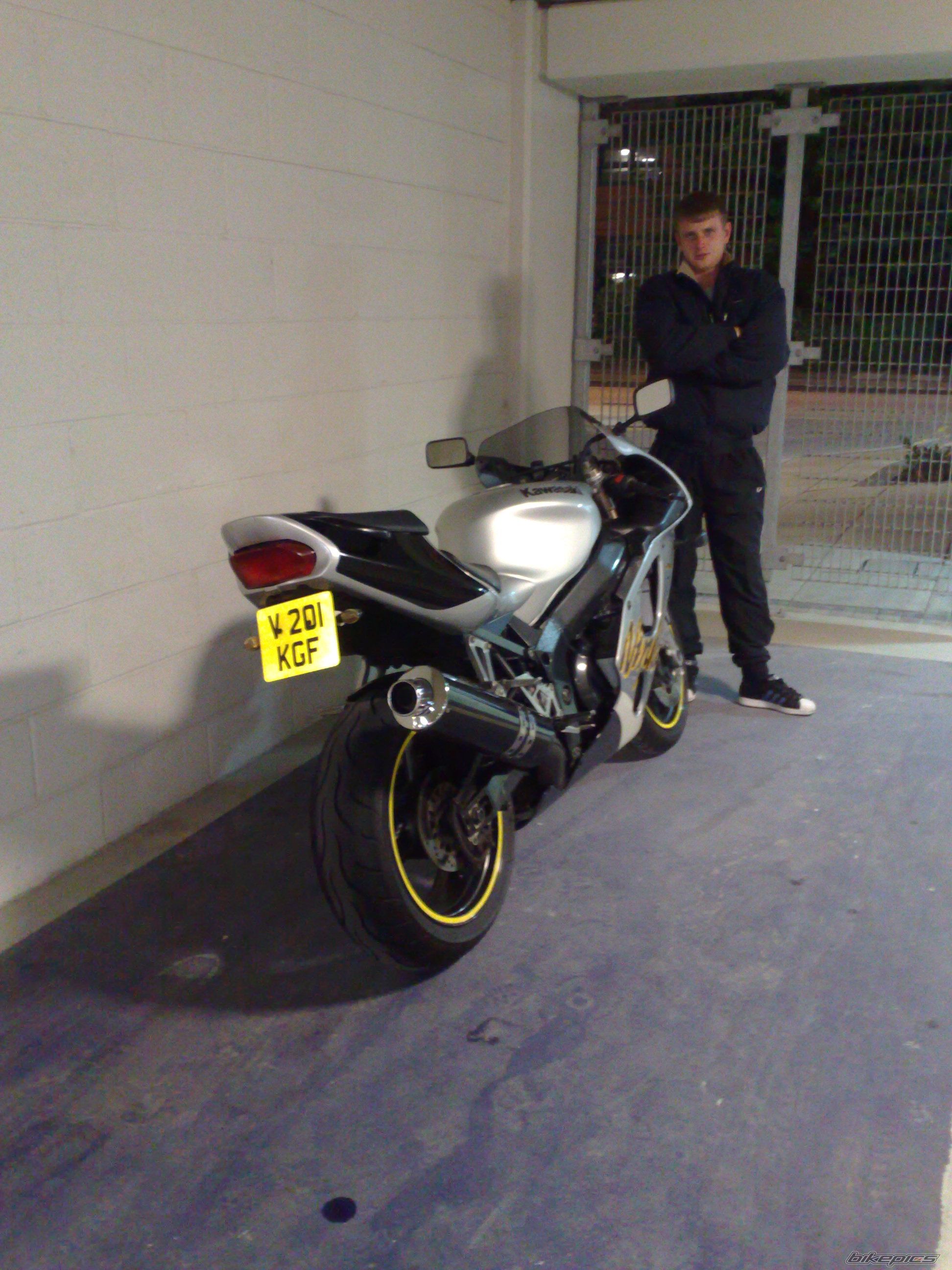 Photo 1466199