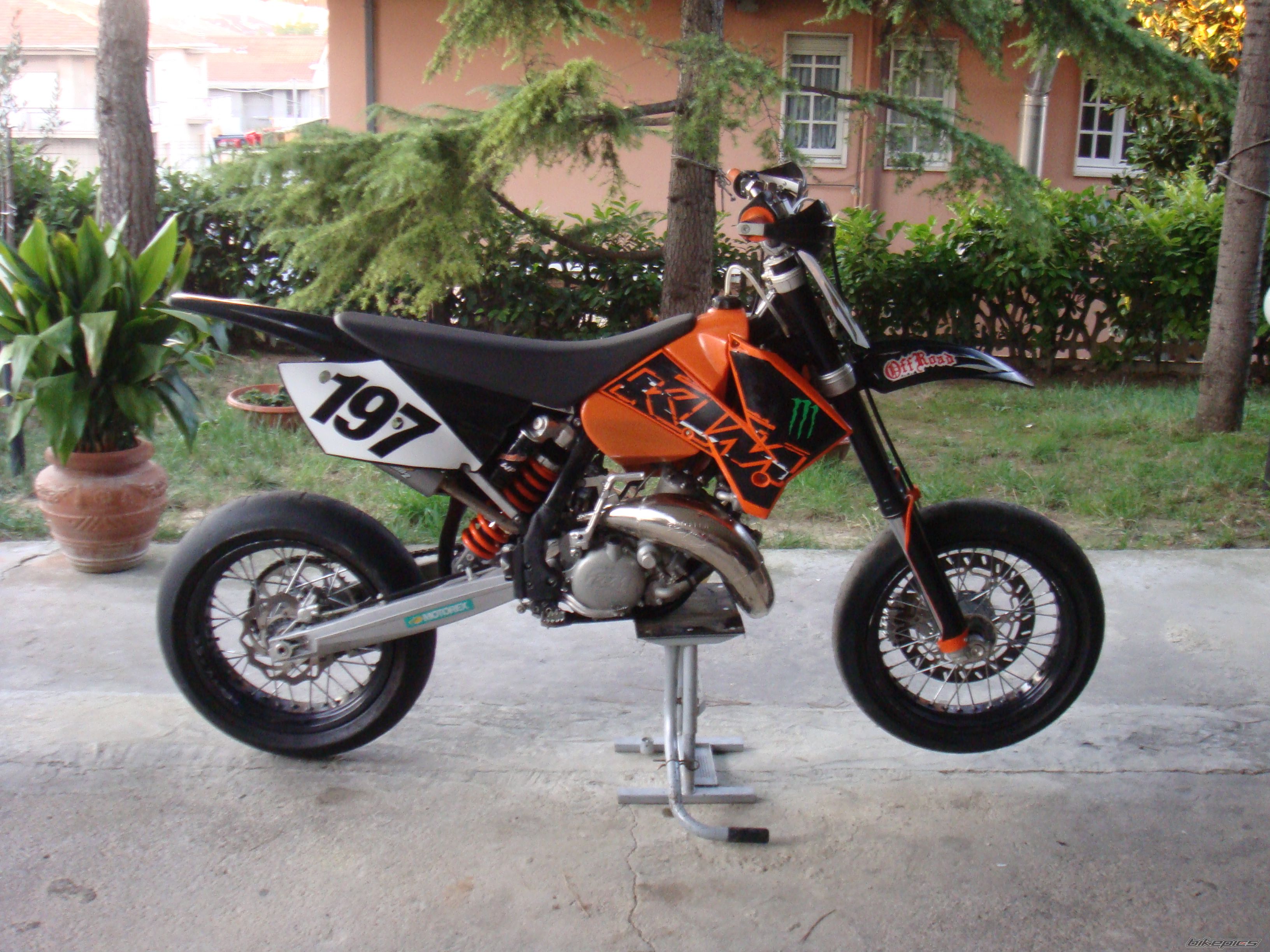 Photo 1466682