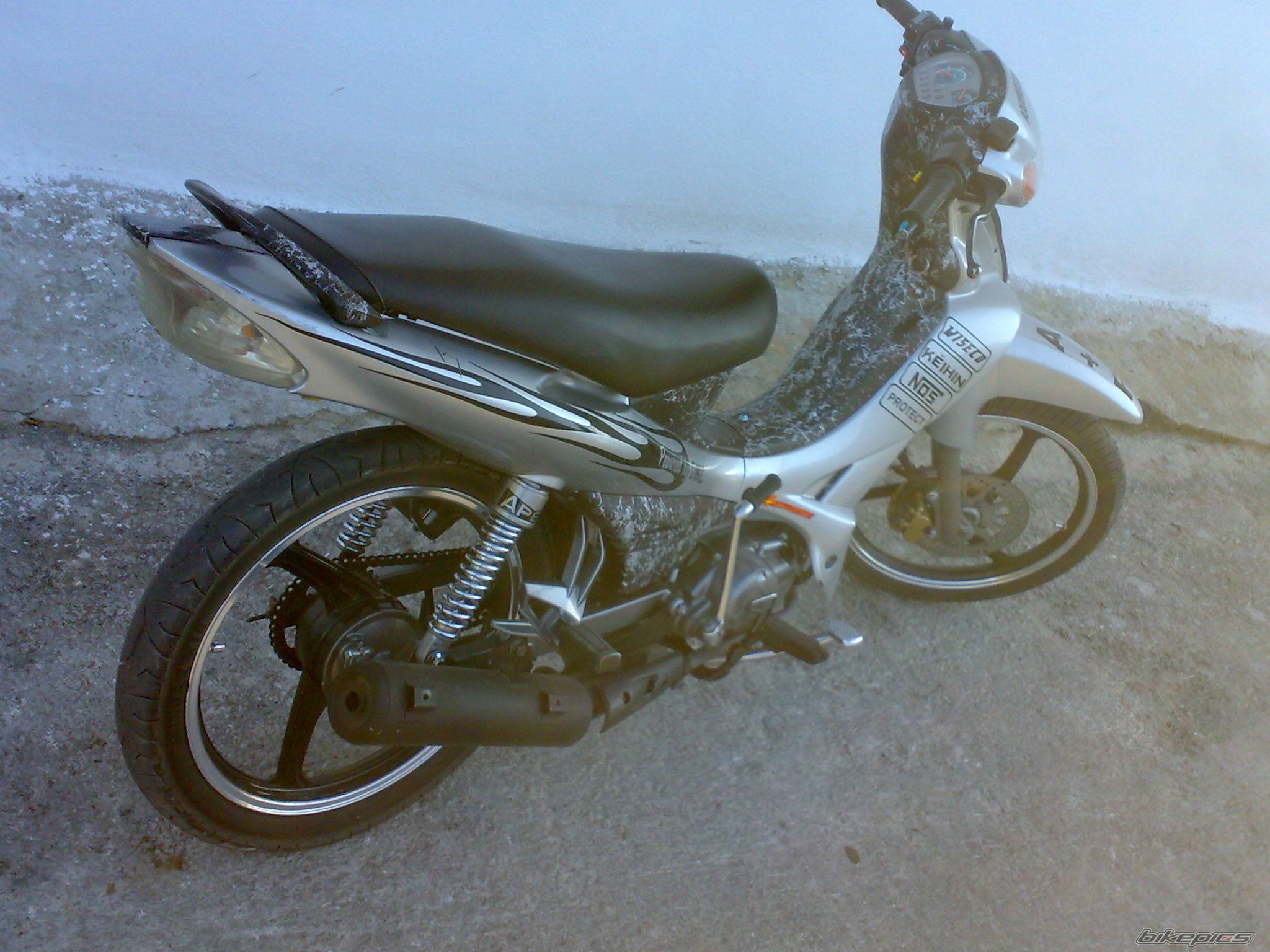 Photo 1466702