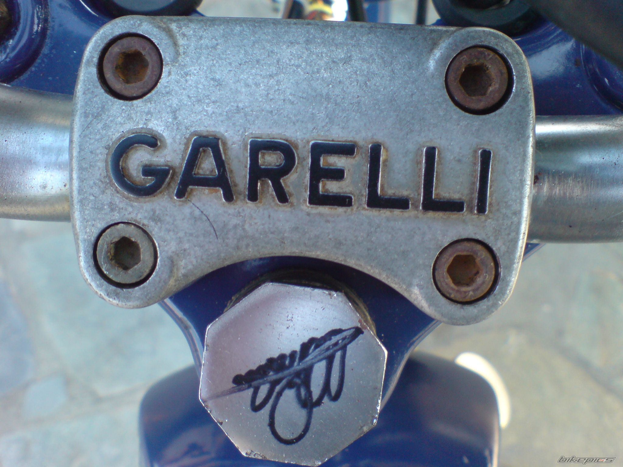 Photo 1466703