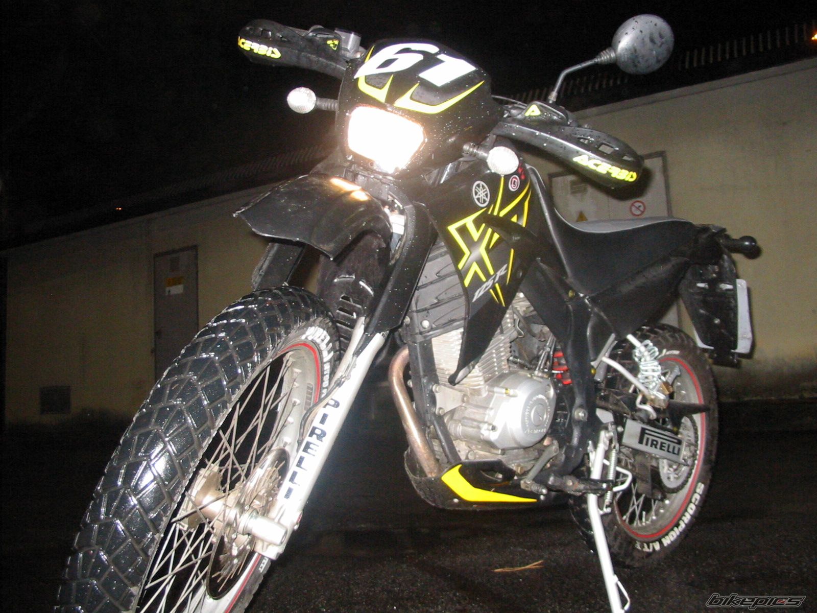 Photo 1466761