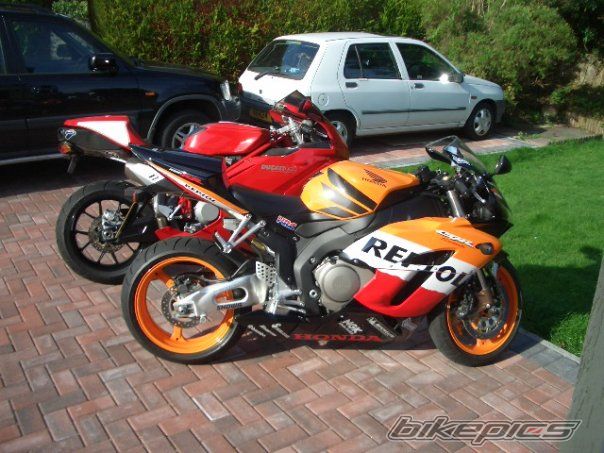 Photo 1466765