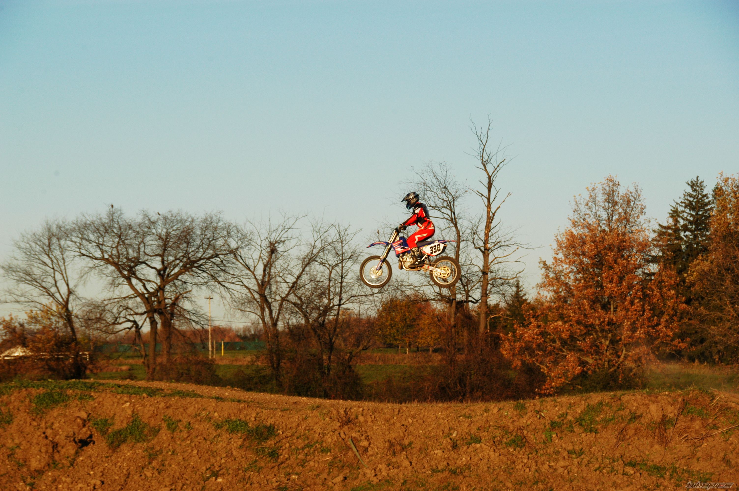 Photo 1466885