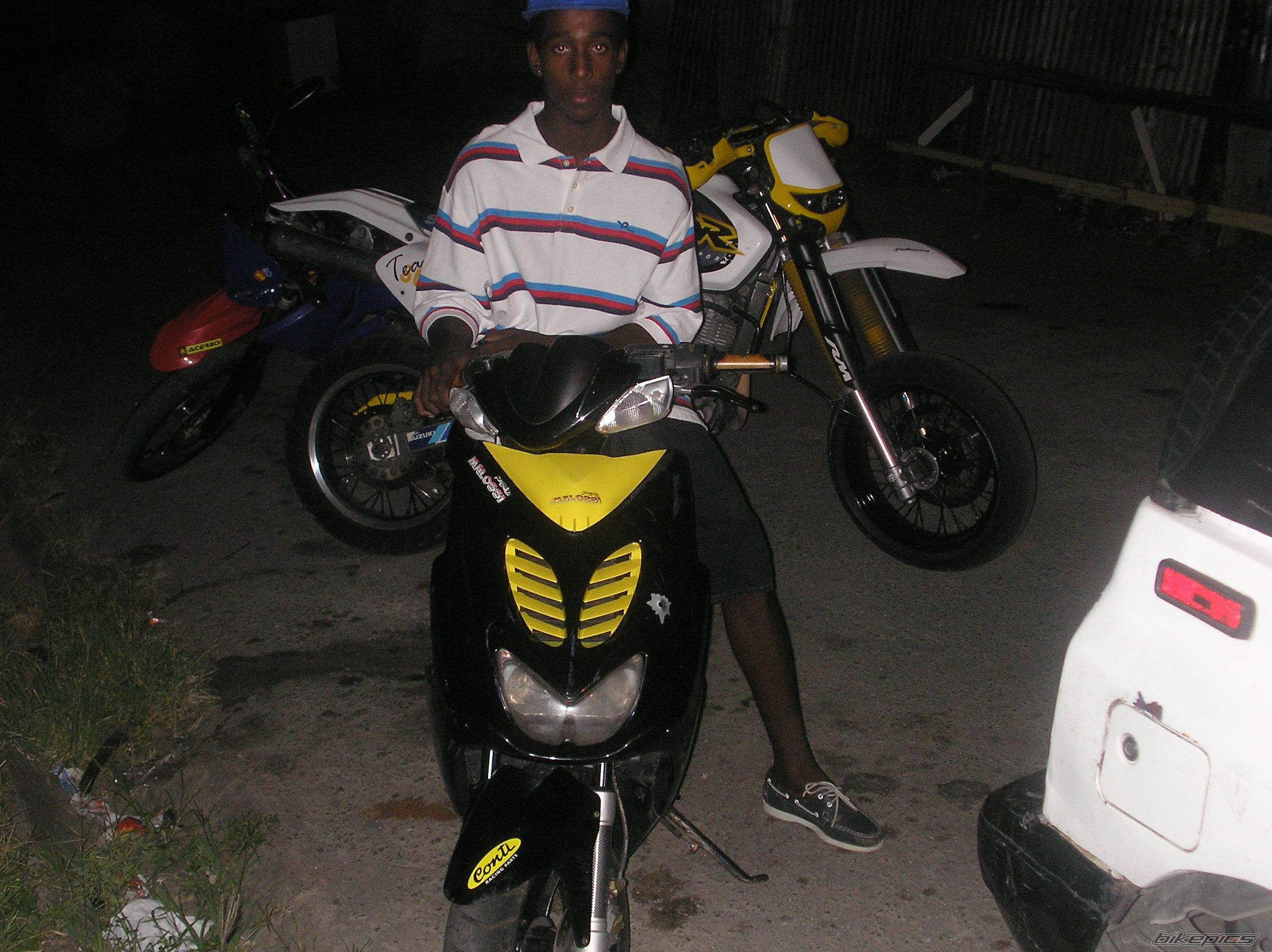 Photo 1467112