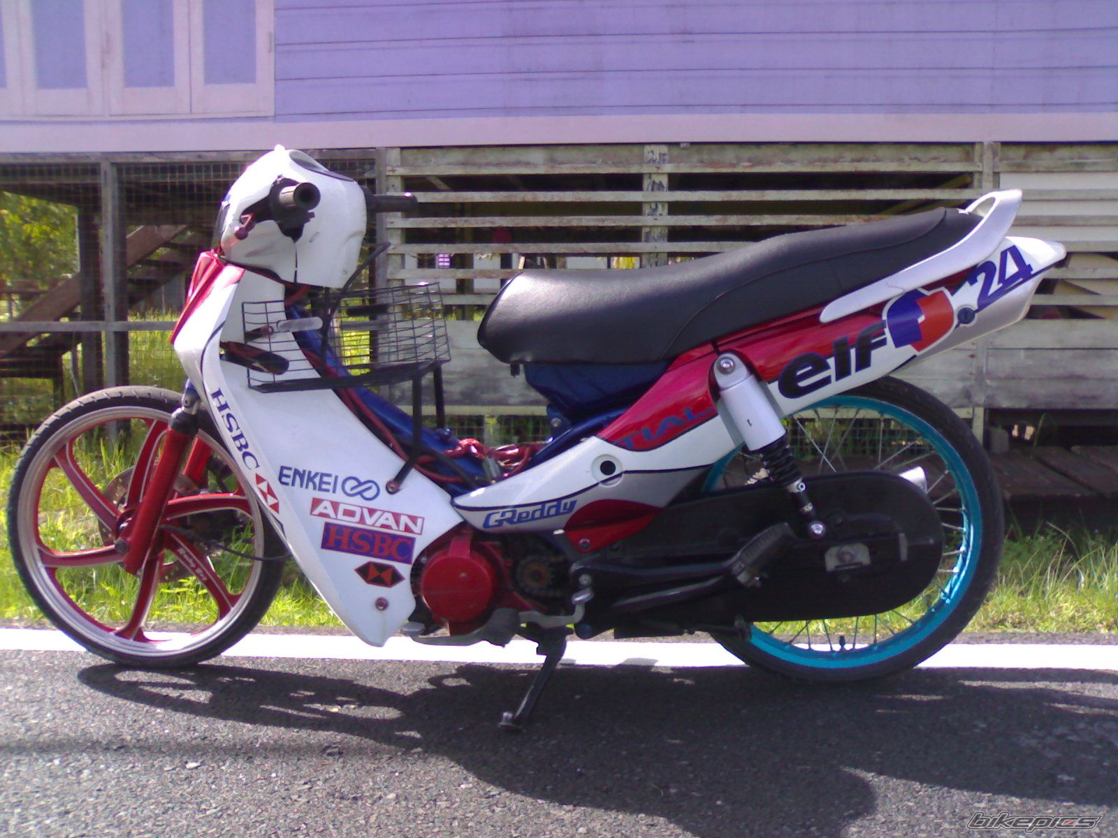 Photo 1467316