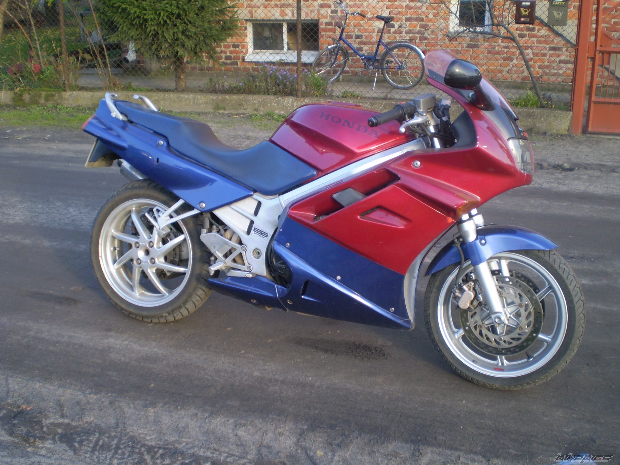 Photo 1467327