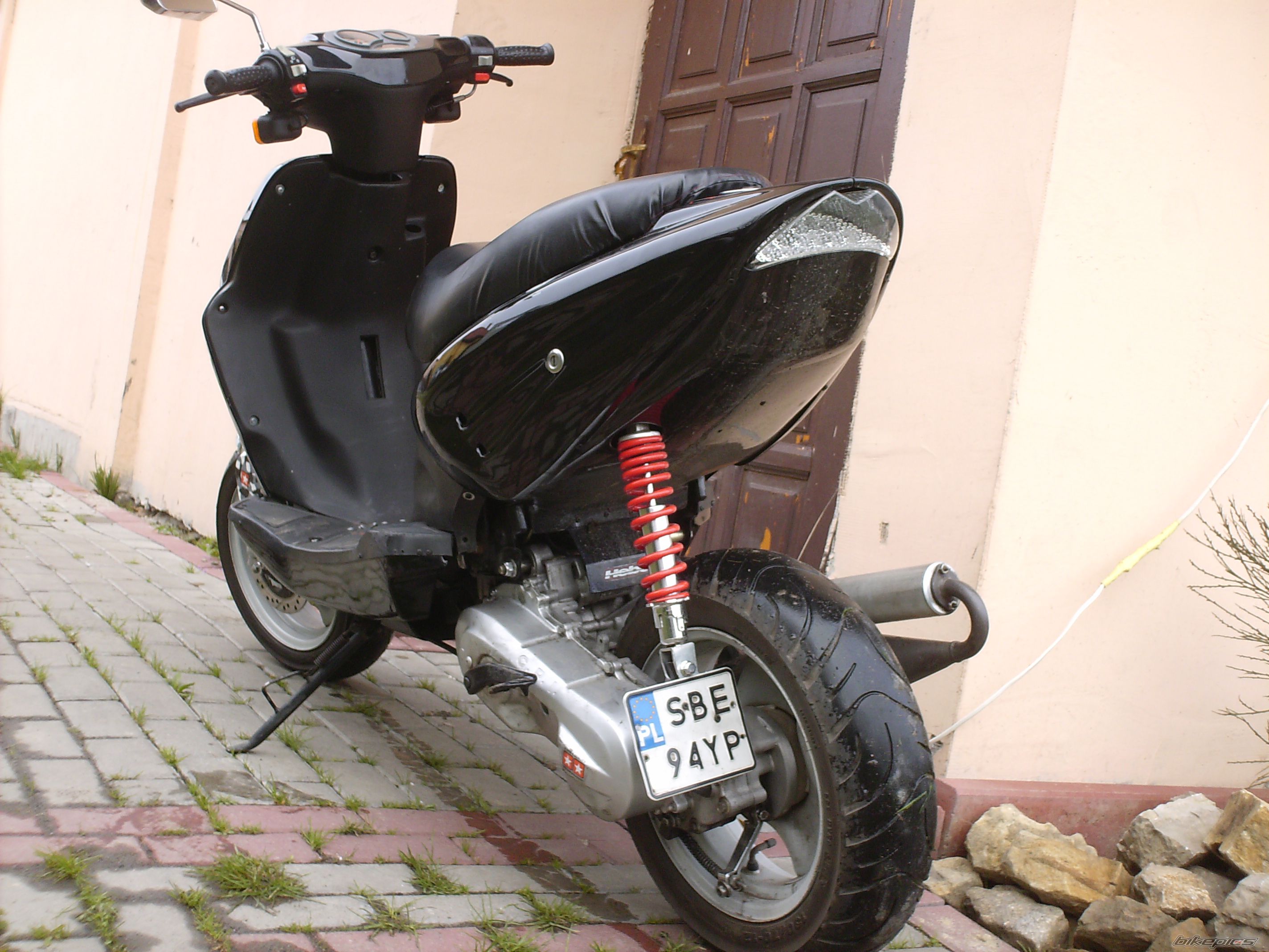 Photo 1467630