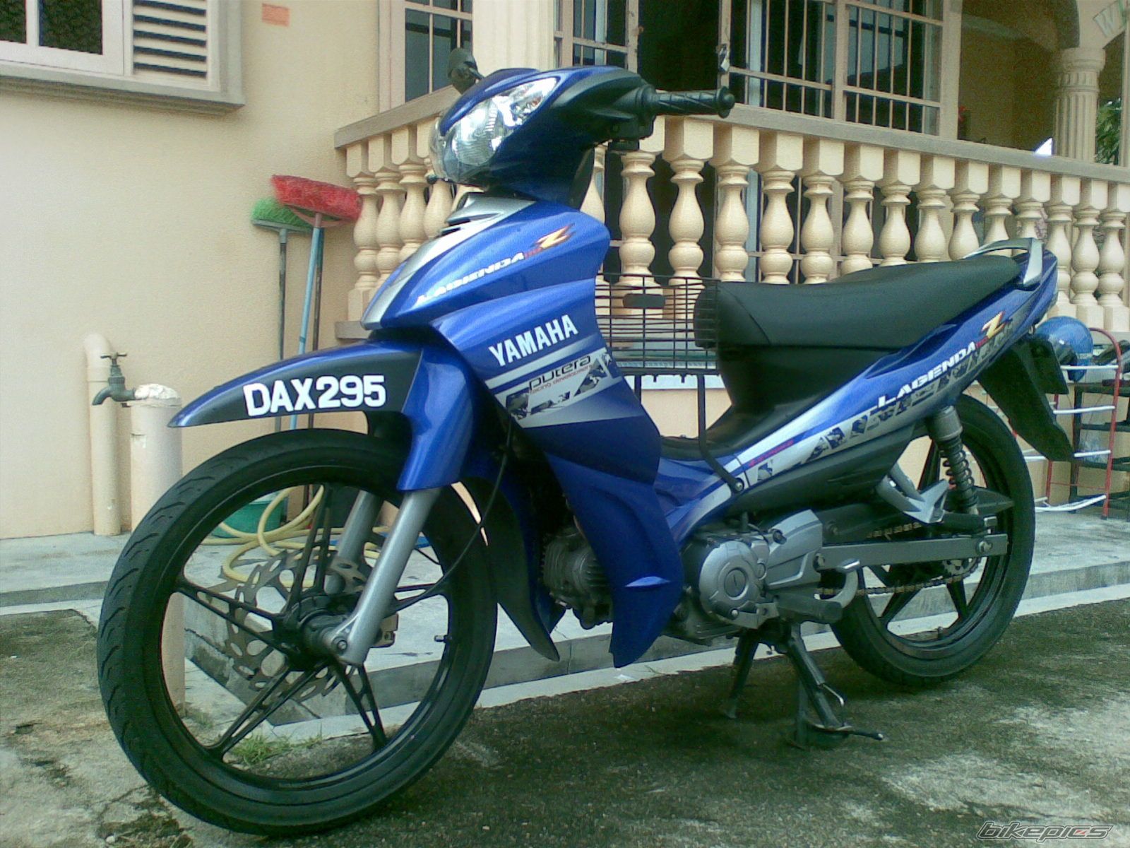Photo 1467742