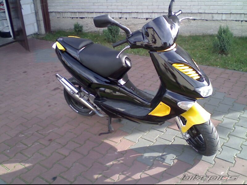 Photo 1467883