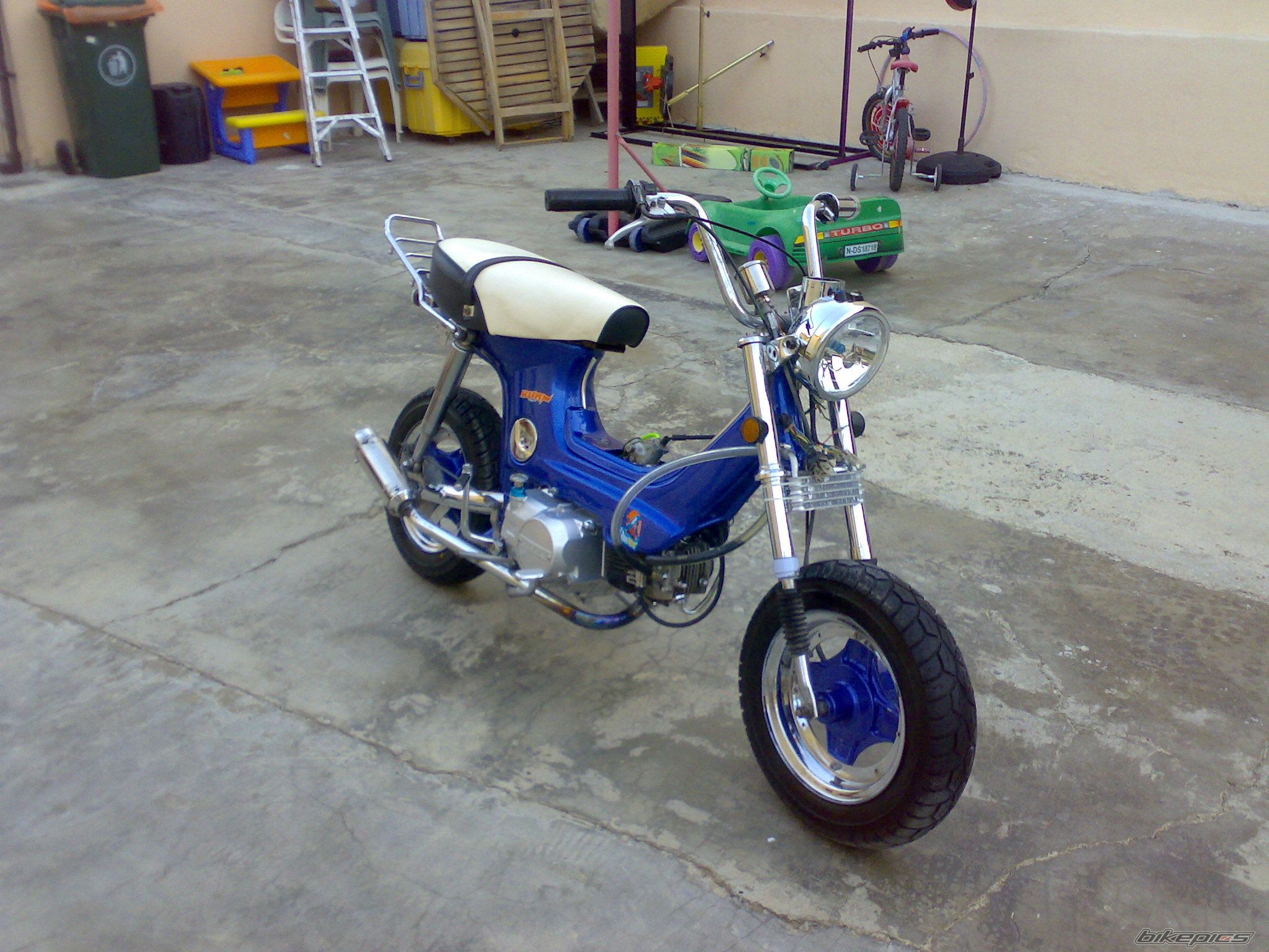 Photo 1467921