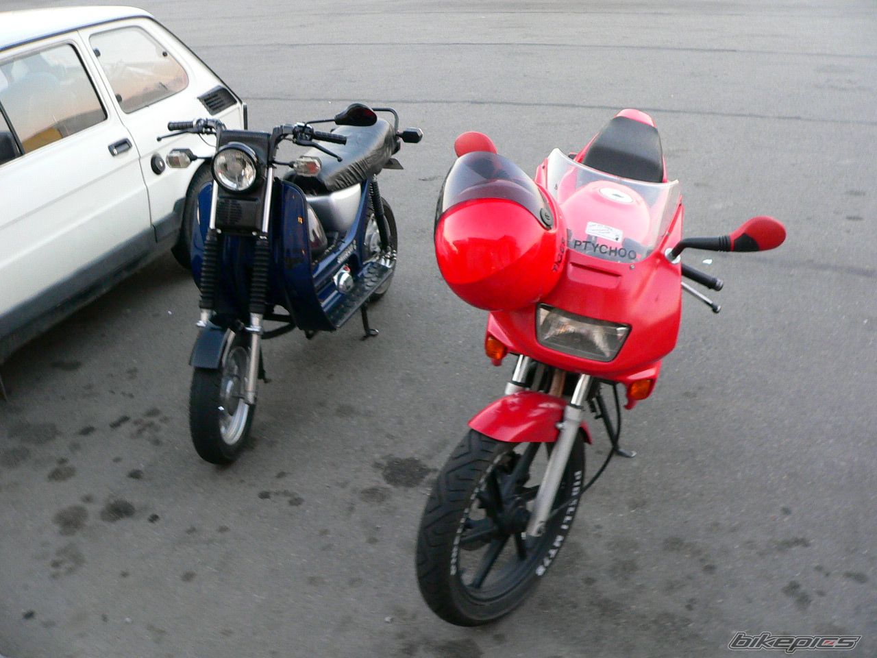 Photo 1467936