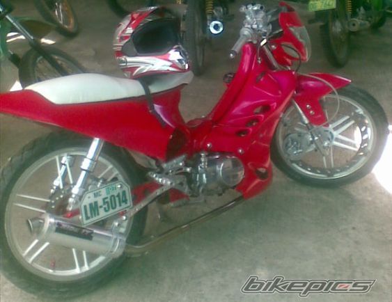 Photo 1468142
