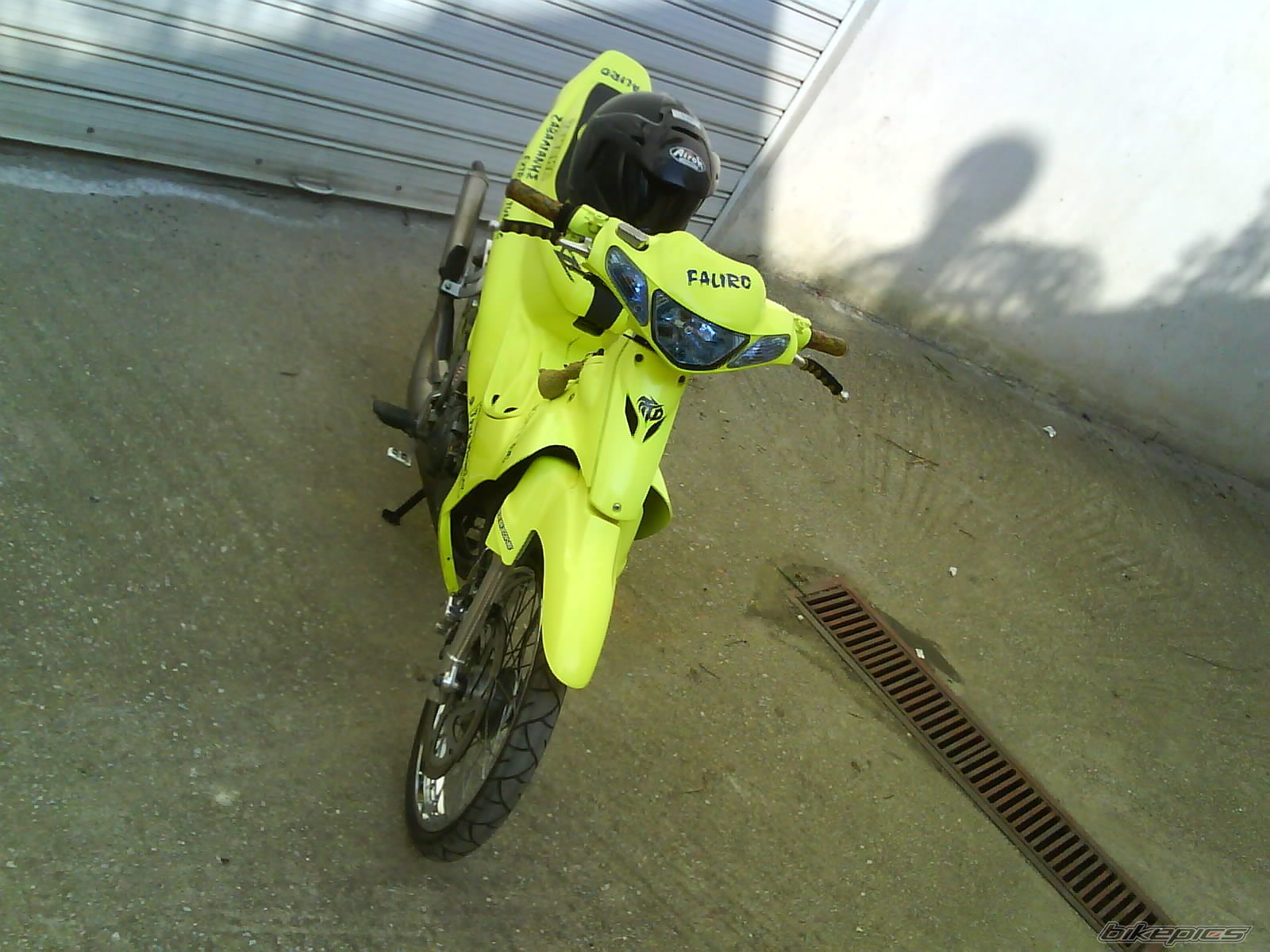 Photo 1468182