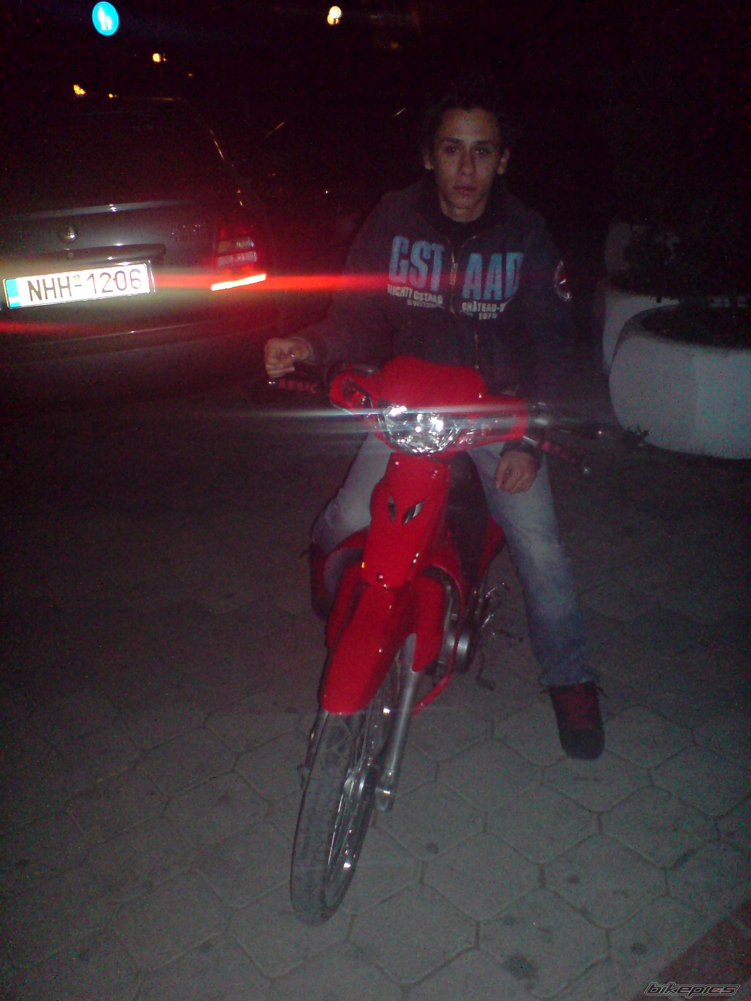 Photo 1468257