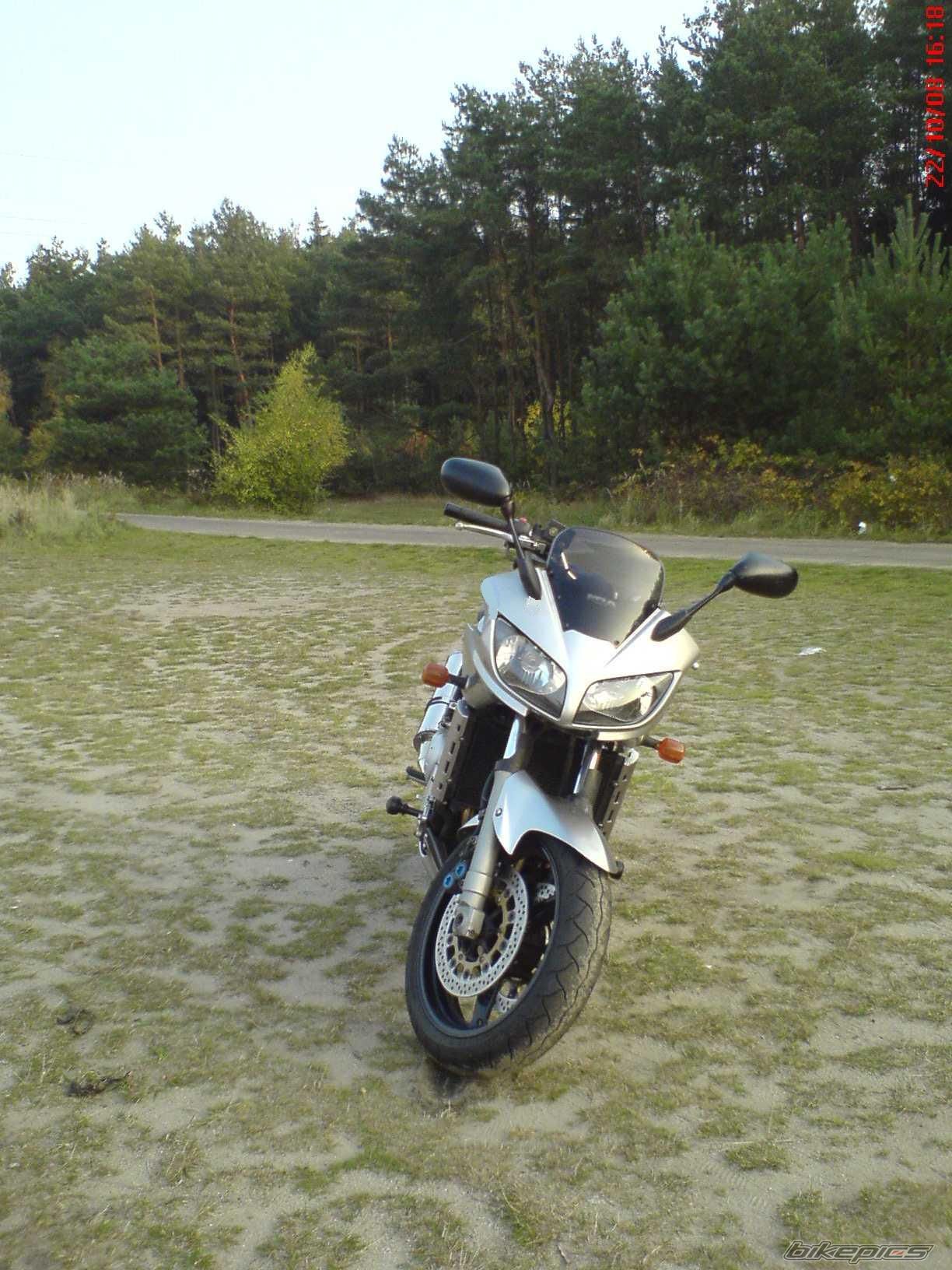 Photo 1468316