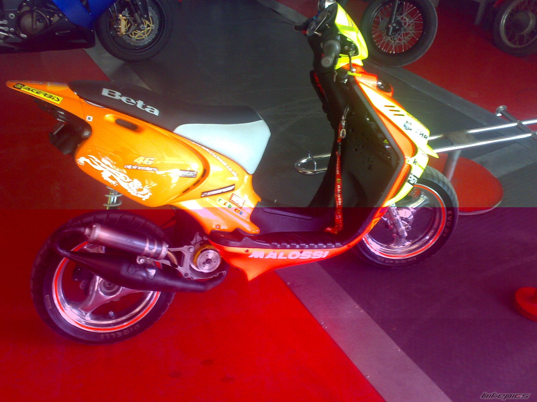 Photo 1468366