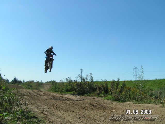 Photo 1468372