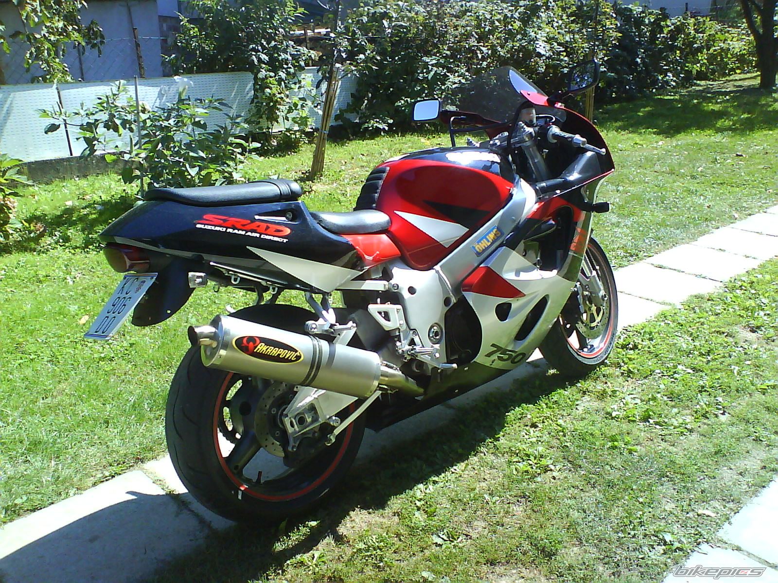 Photo 1468606