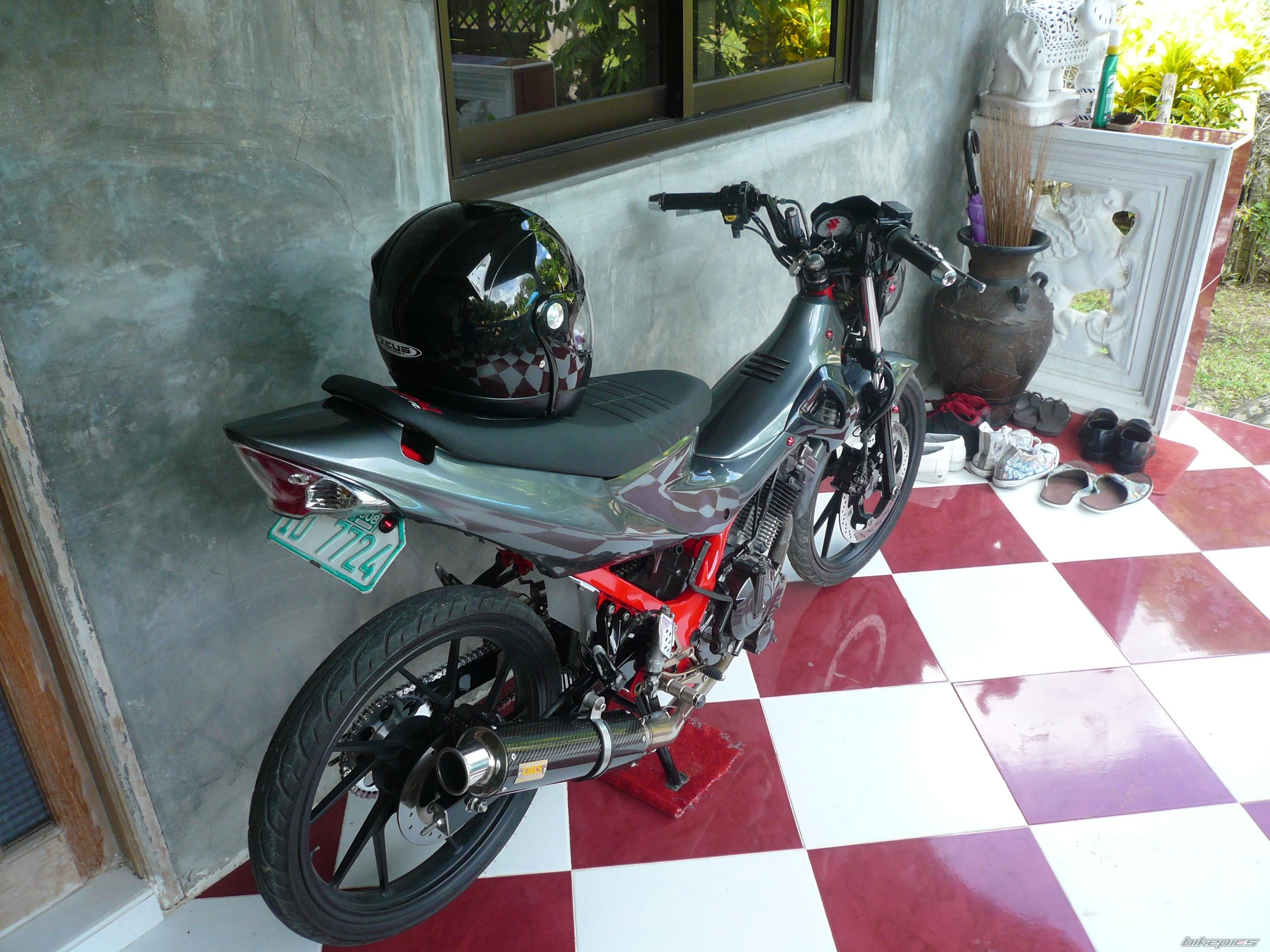 Photo 1468915