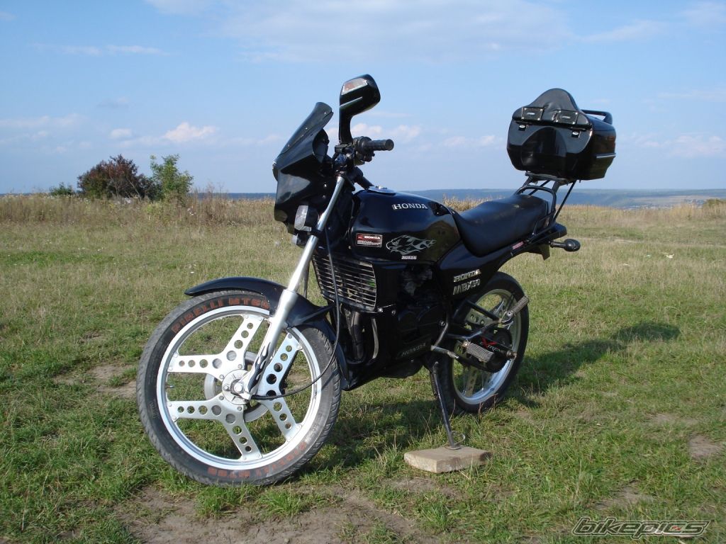 Photo 1469060
