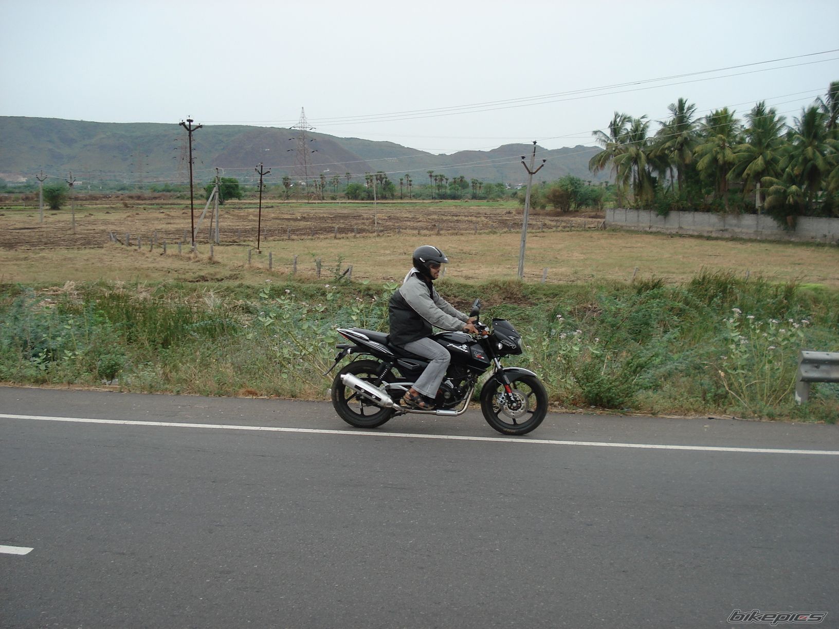Photo 1469540