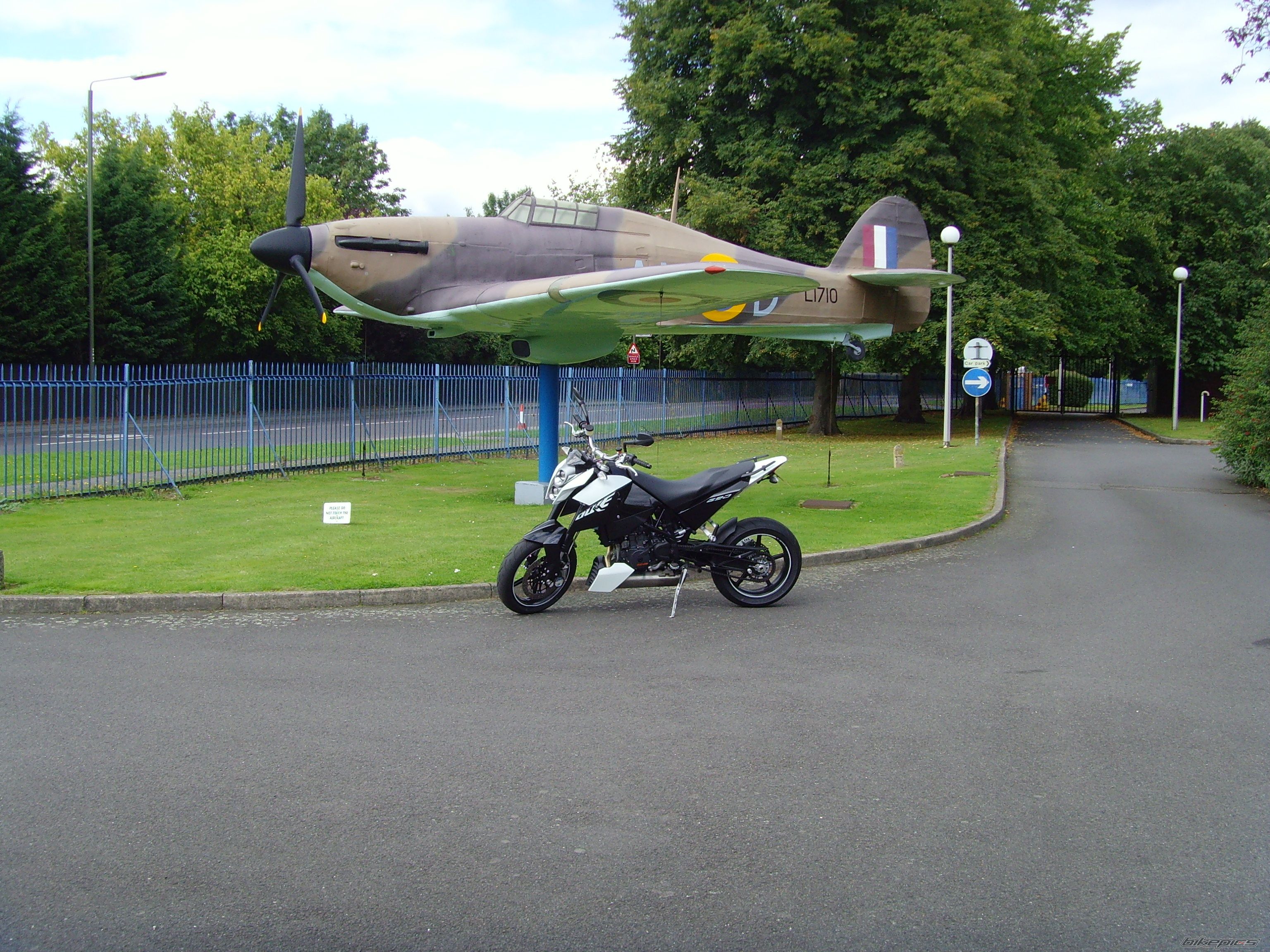 Photo 1469580