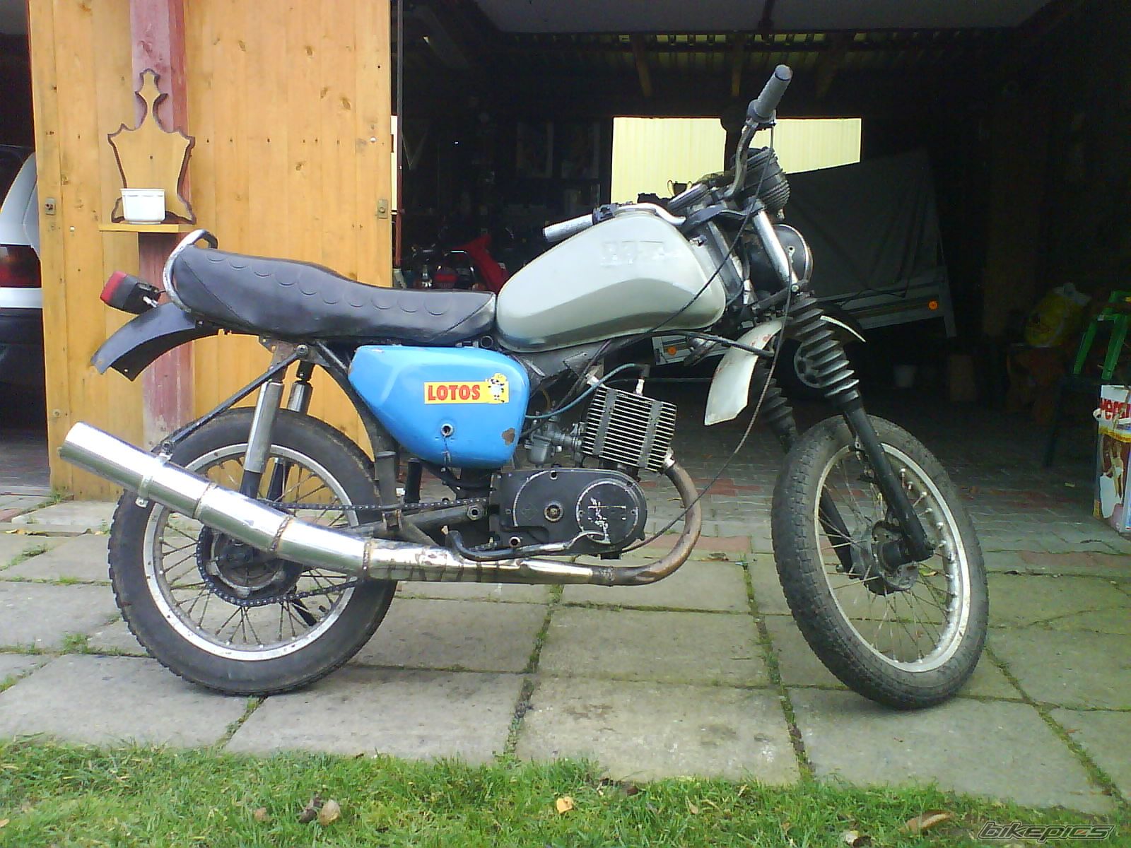 Photo 1469599