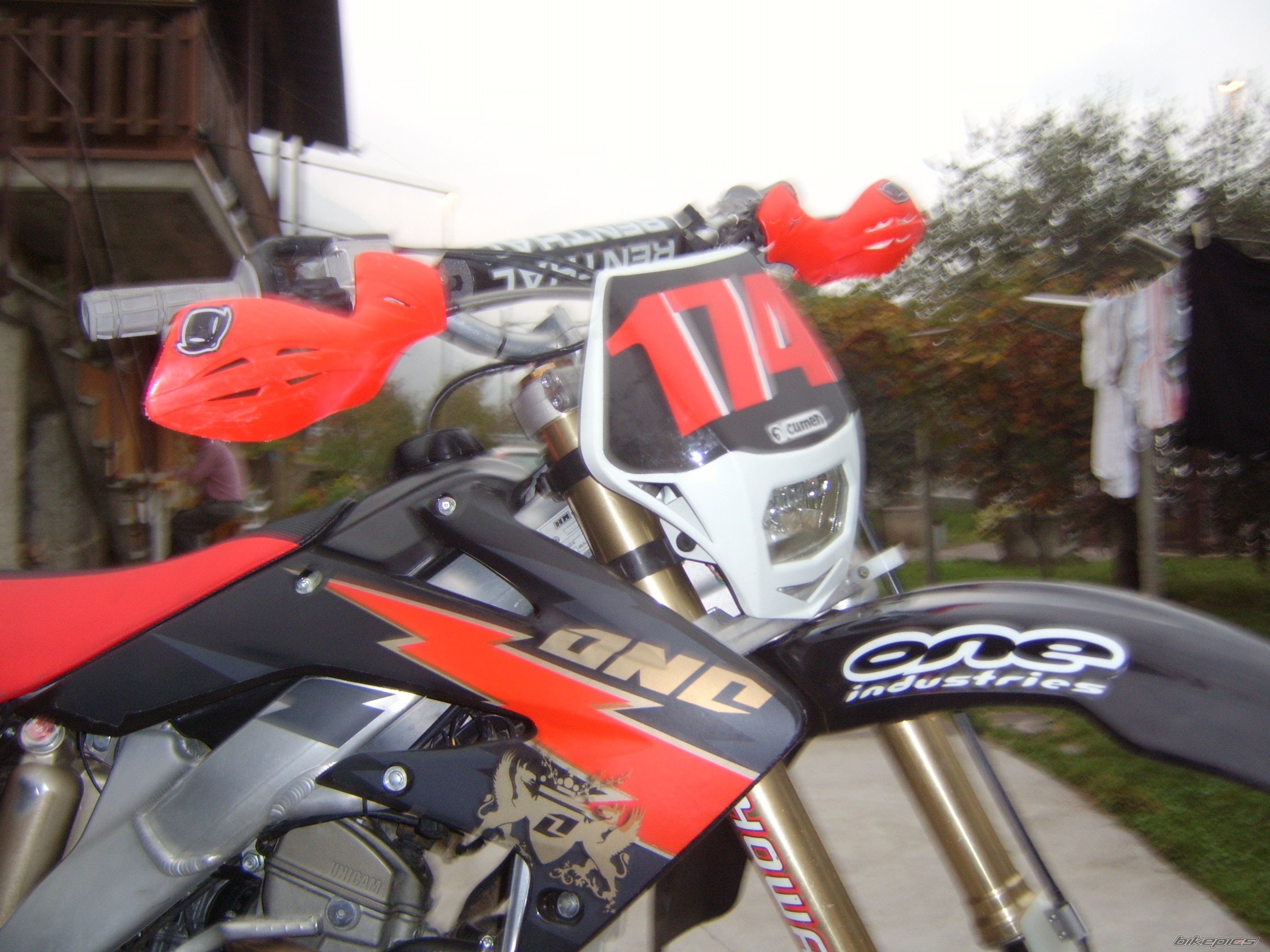 Photo 1469627