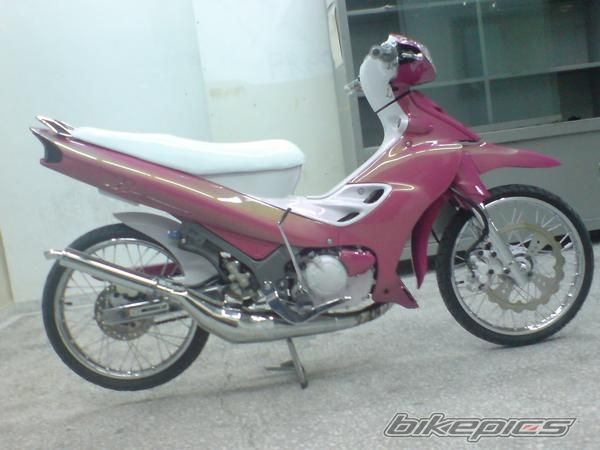 Photo 1469719