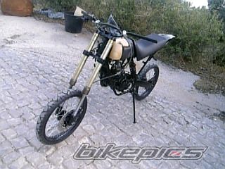 Photo 1469992