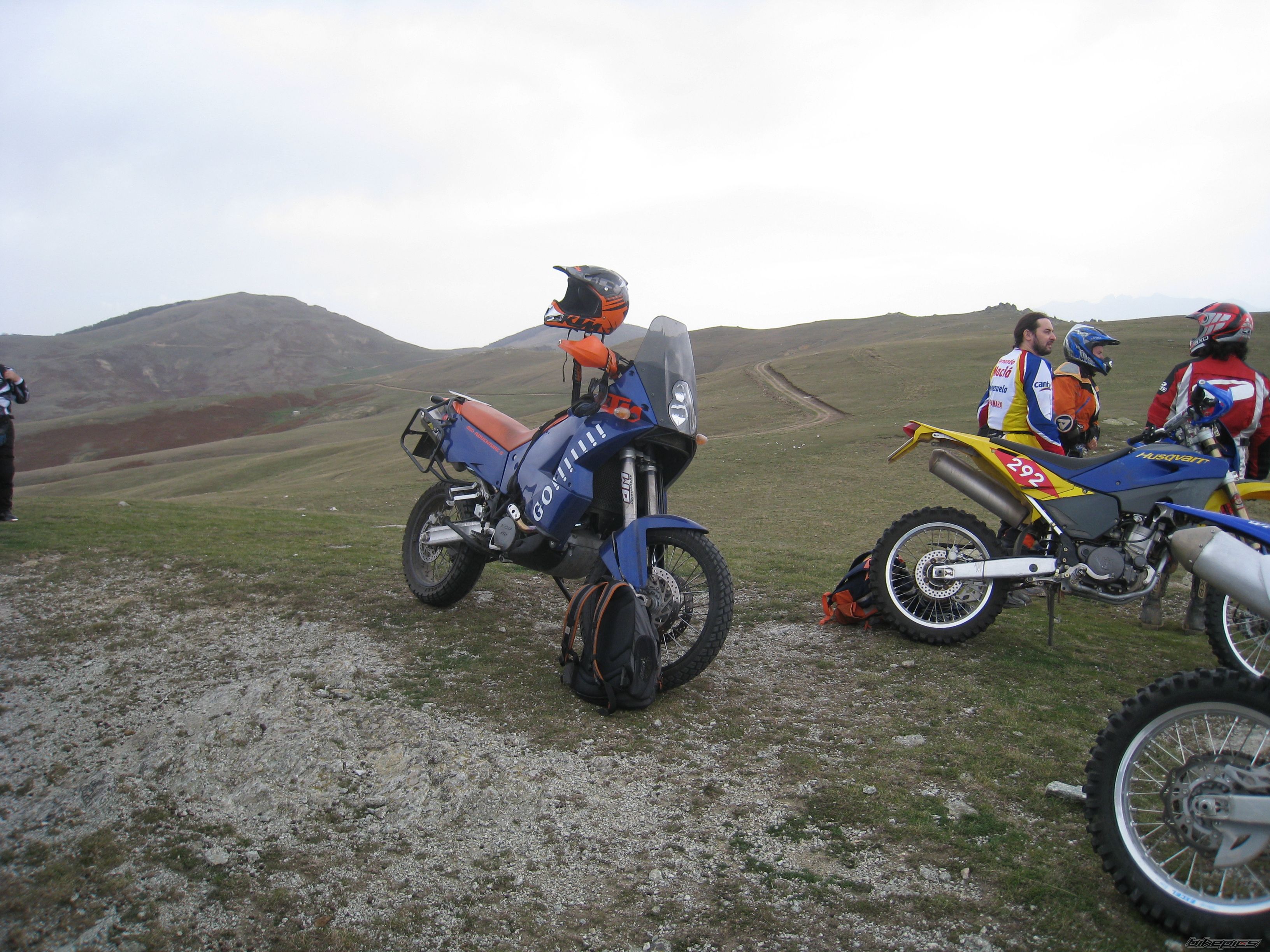 Photo 1470210