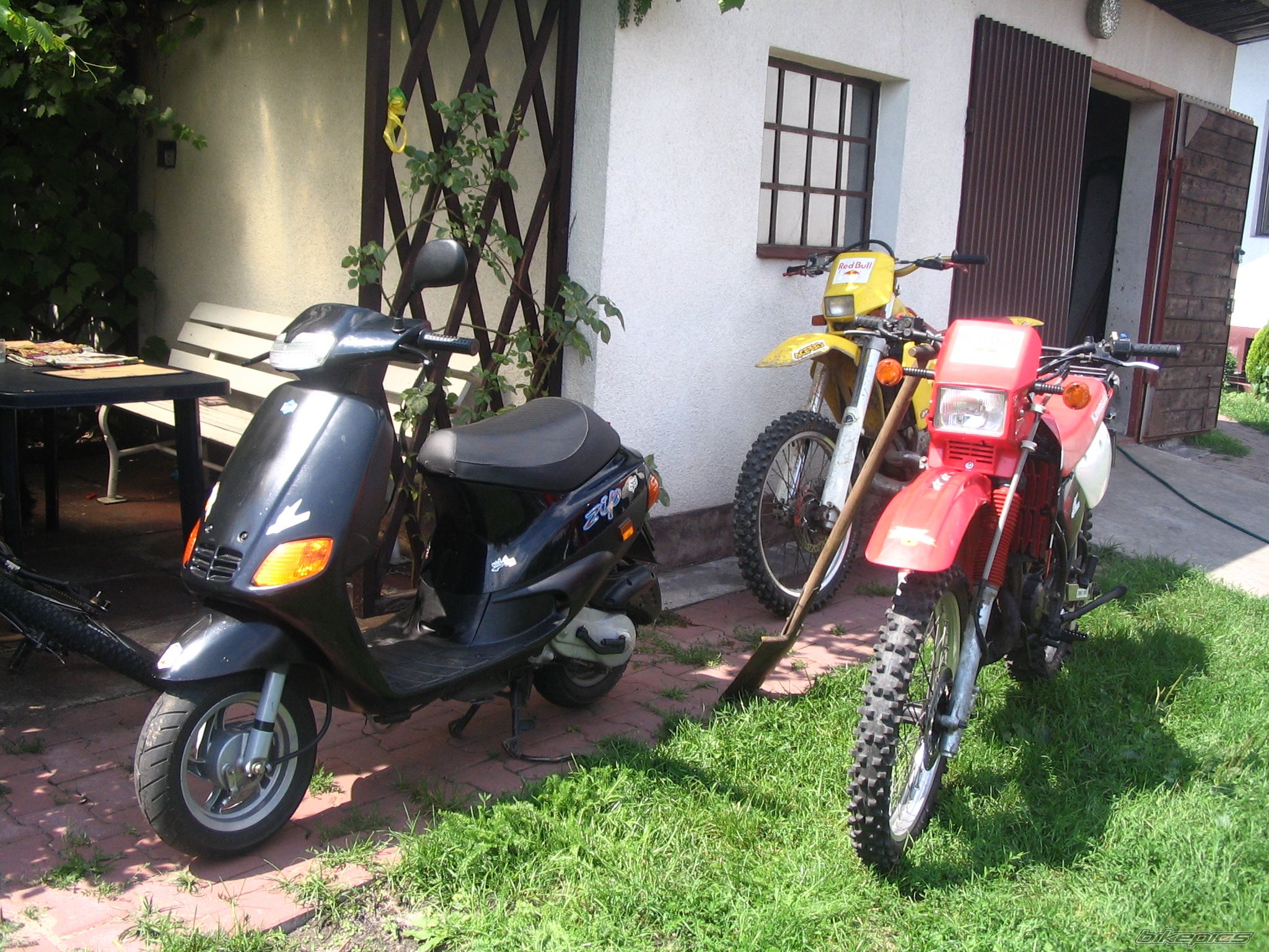 Photo 1470656