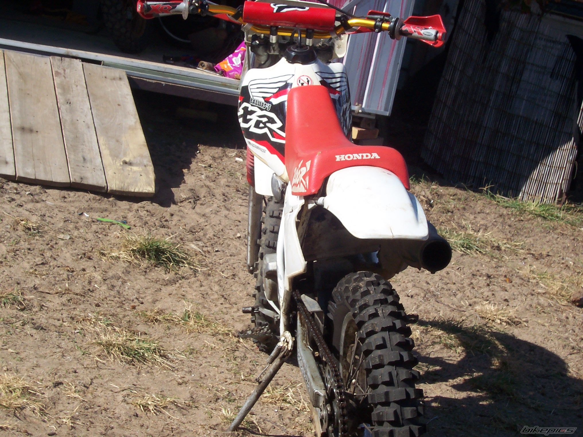 Photo 1470945