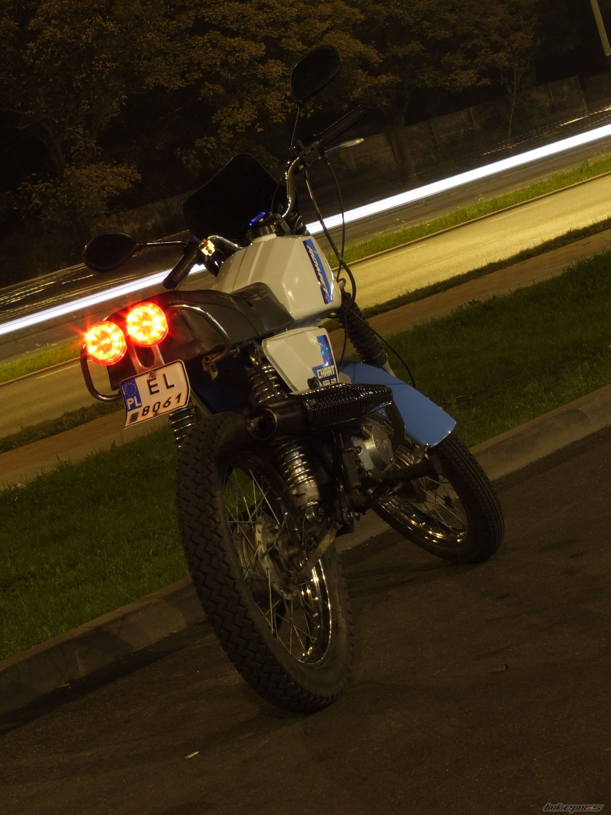 Photo 1470981