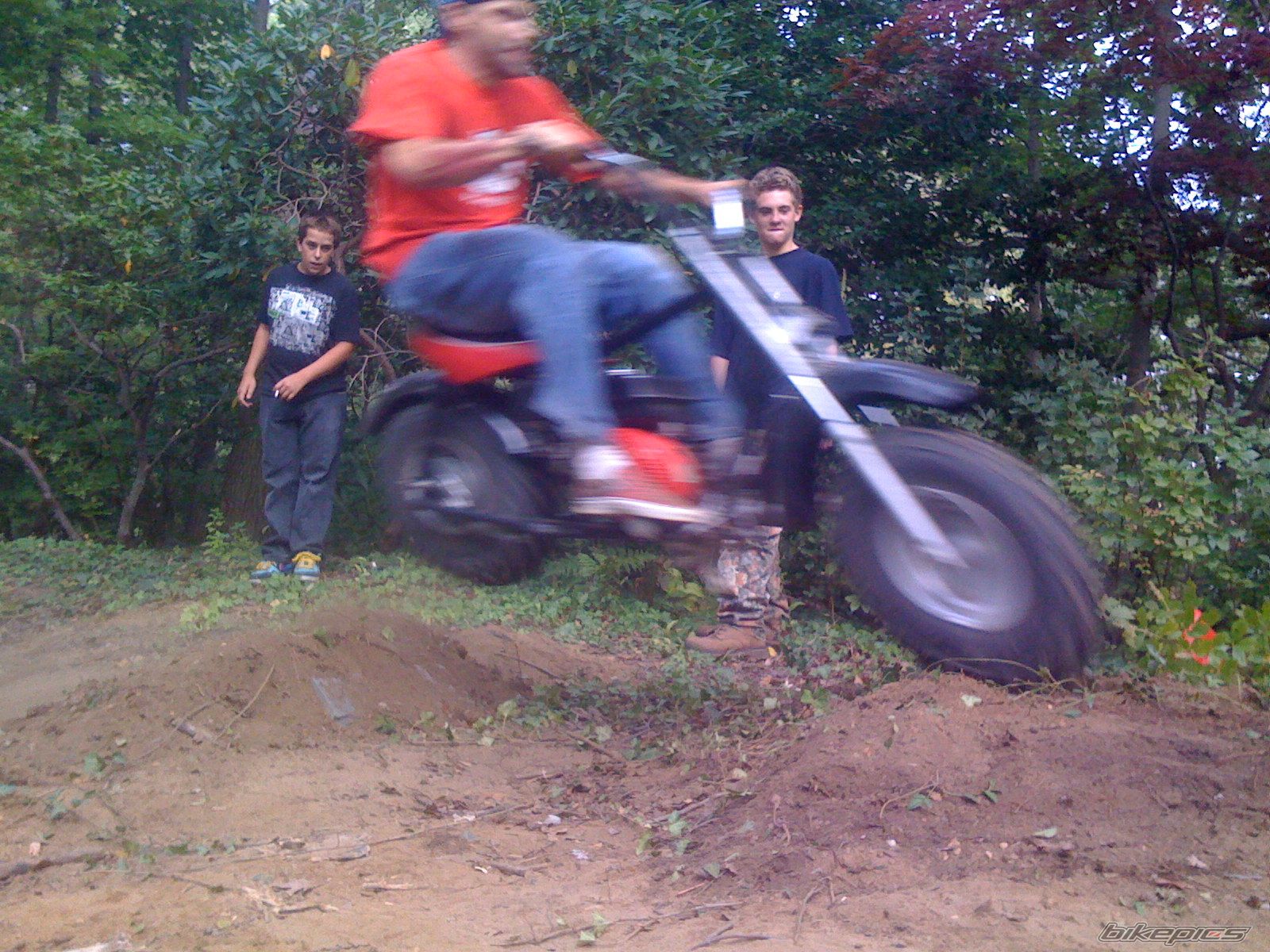 Photo 1471143
