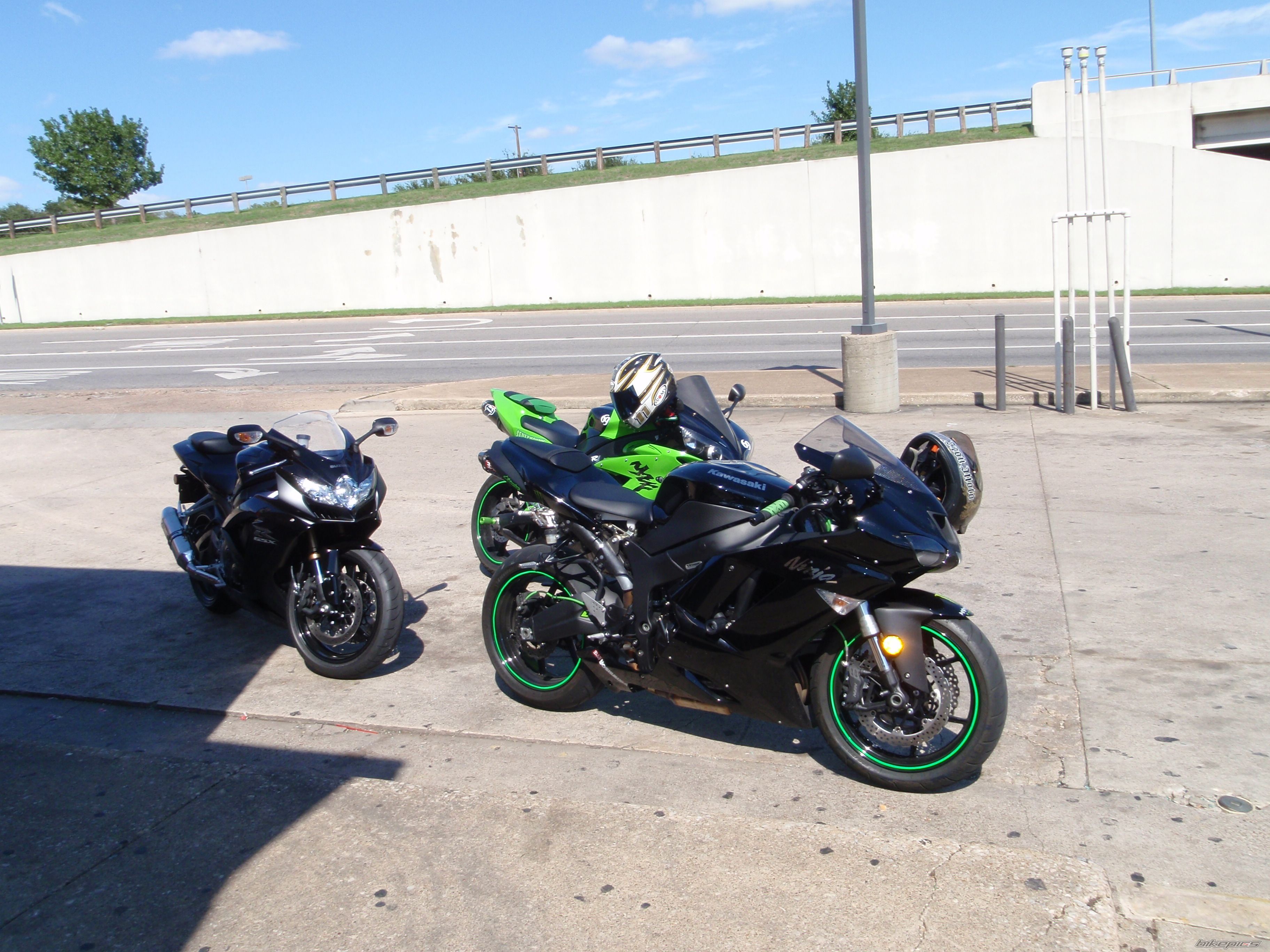 Photo 1471261