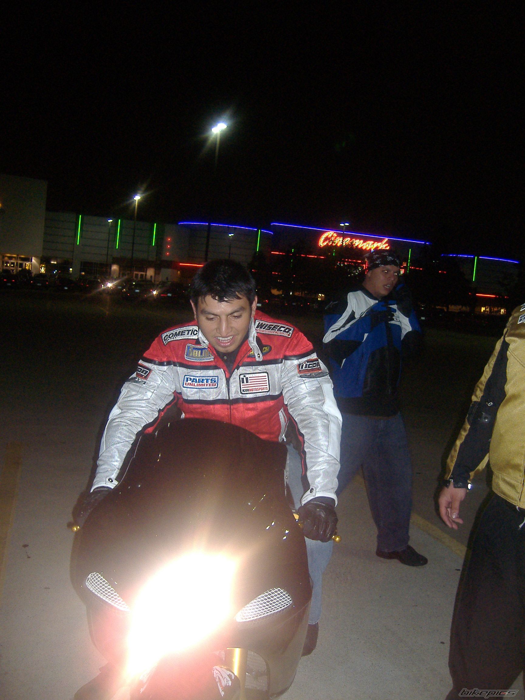 Photo 1471384
