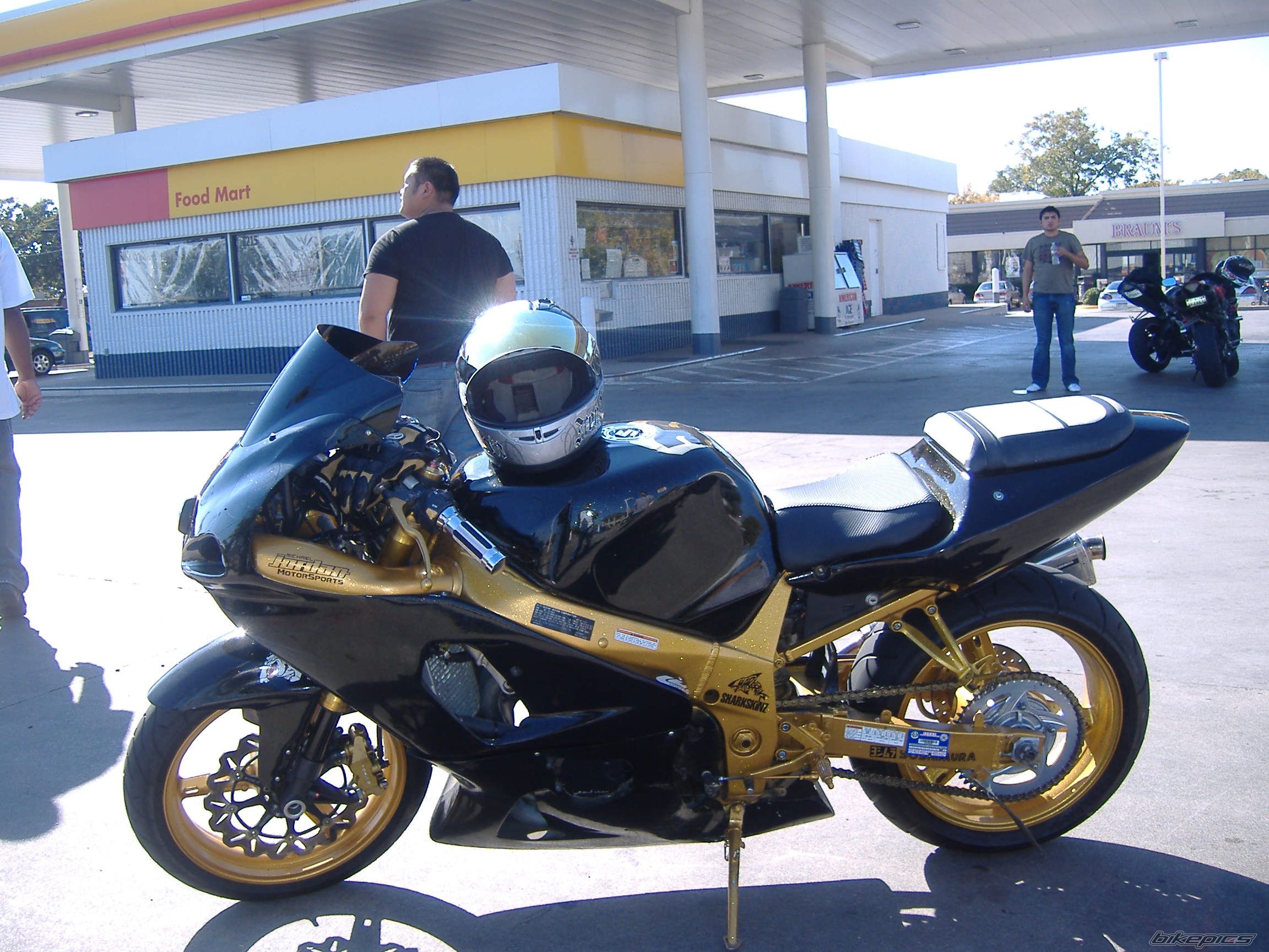 Photo 1471397