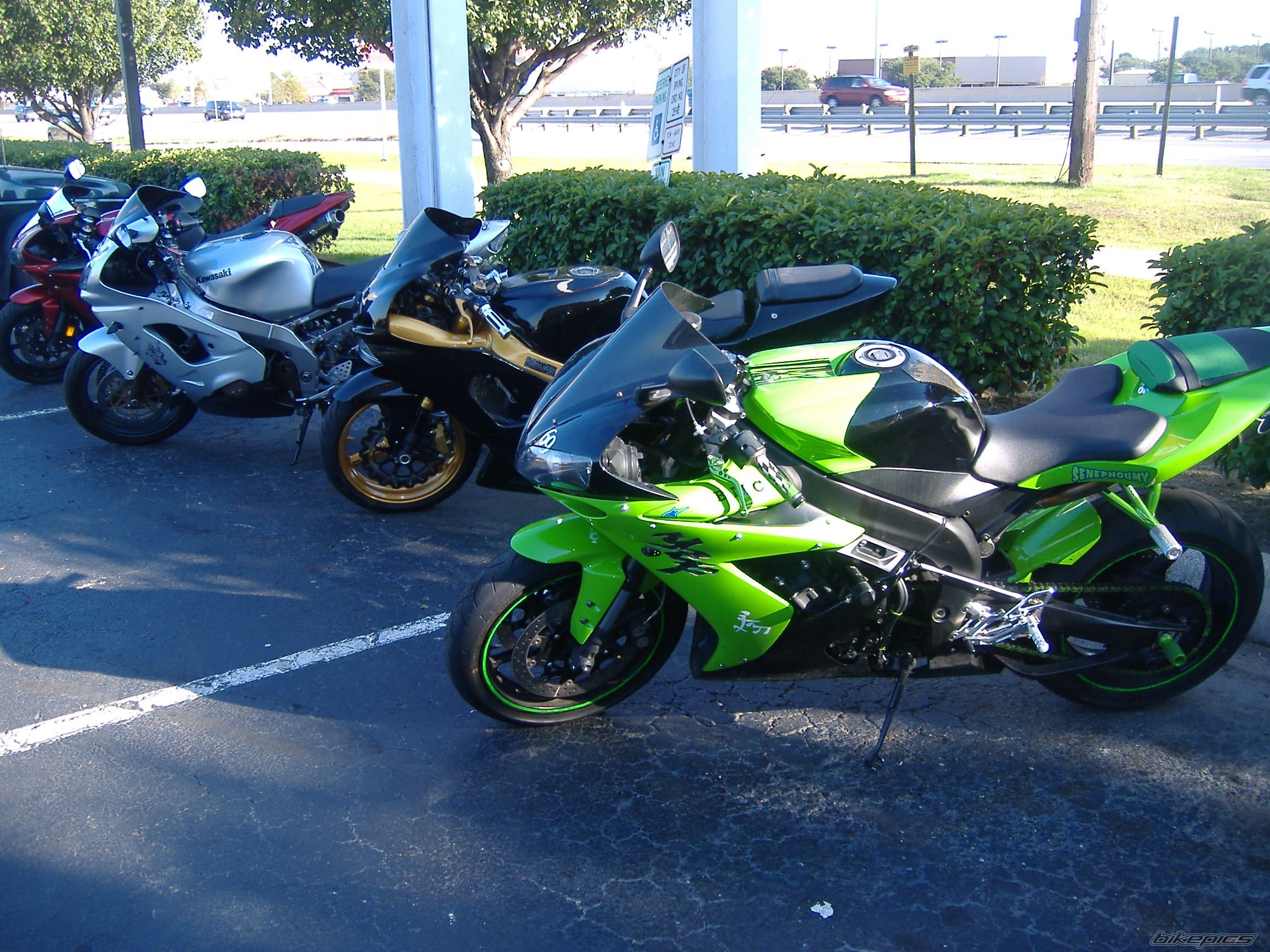 Photo 1471430