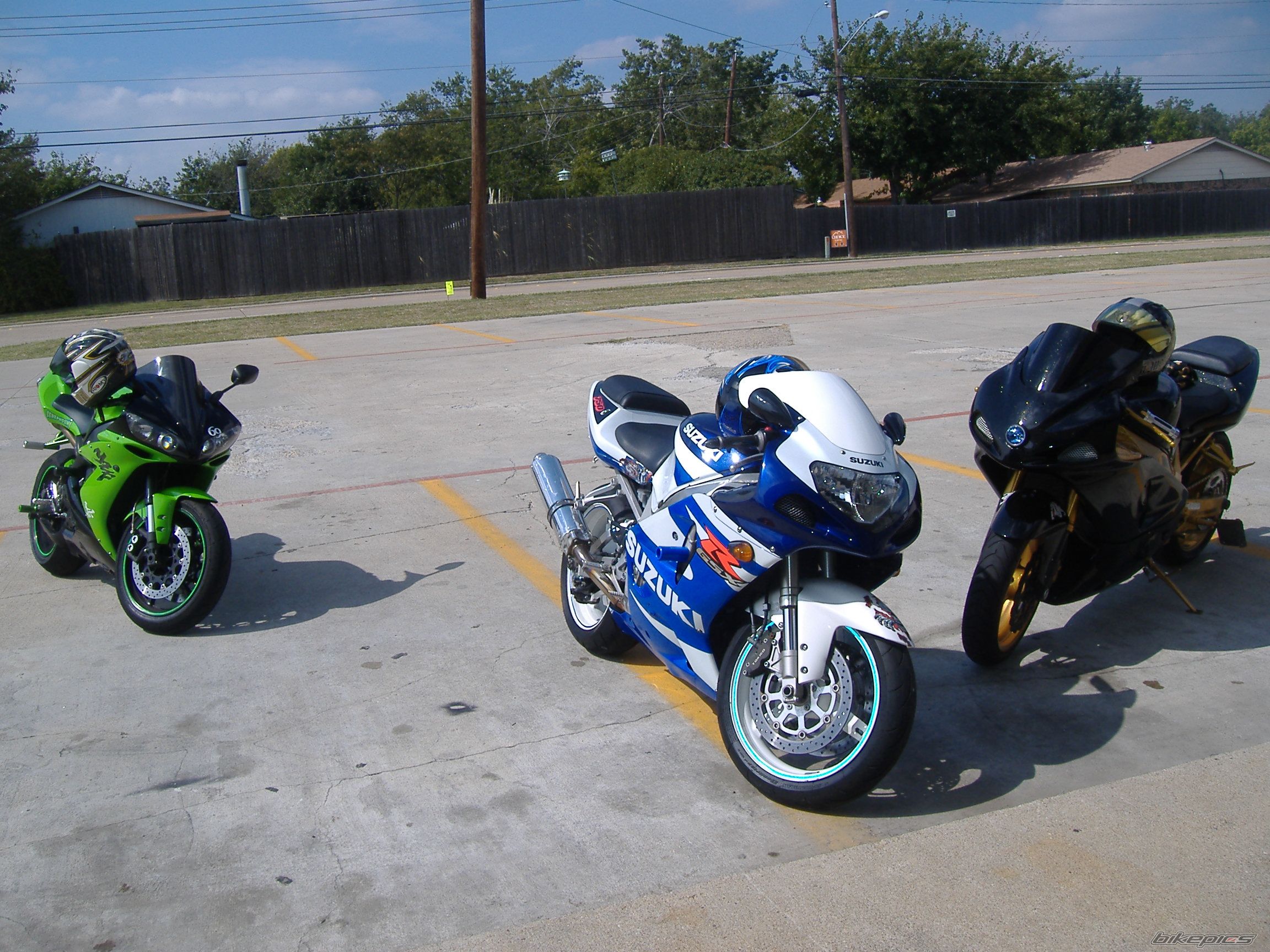 Photo 1471456