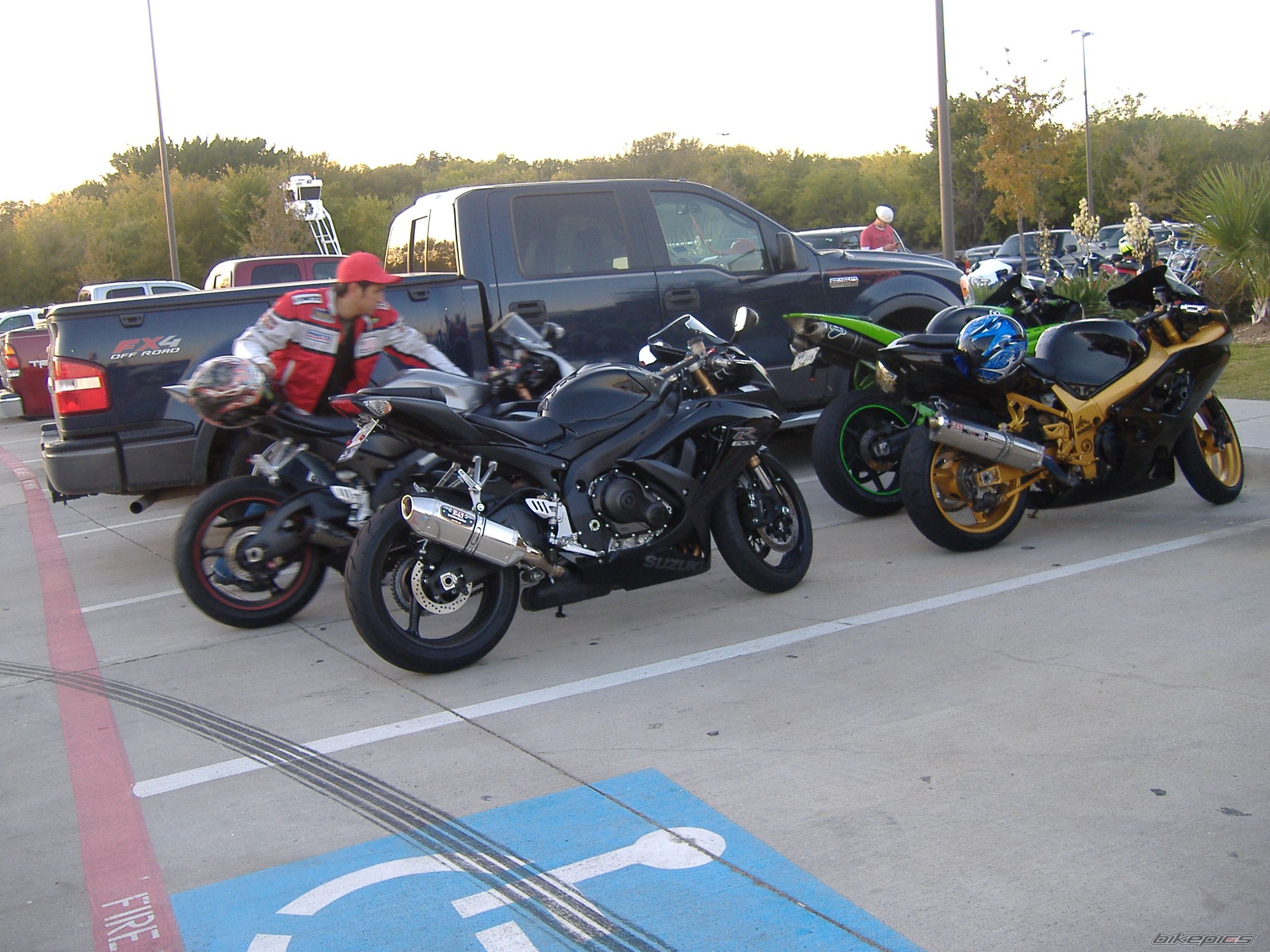 Photo 1471459