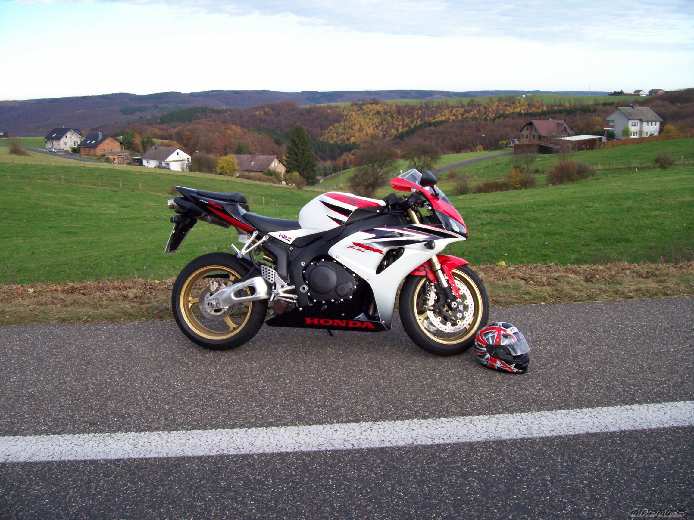 Bike Photo 1471696